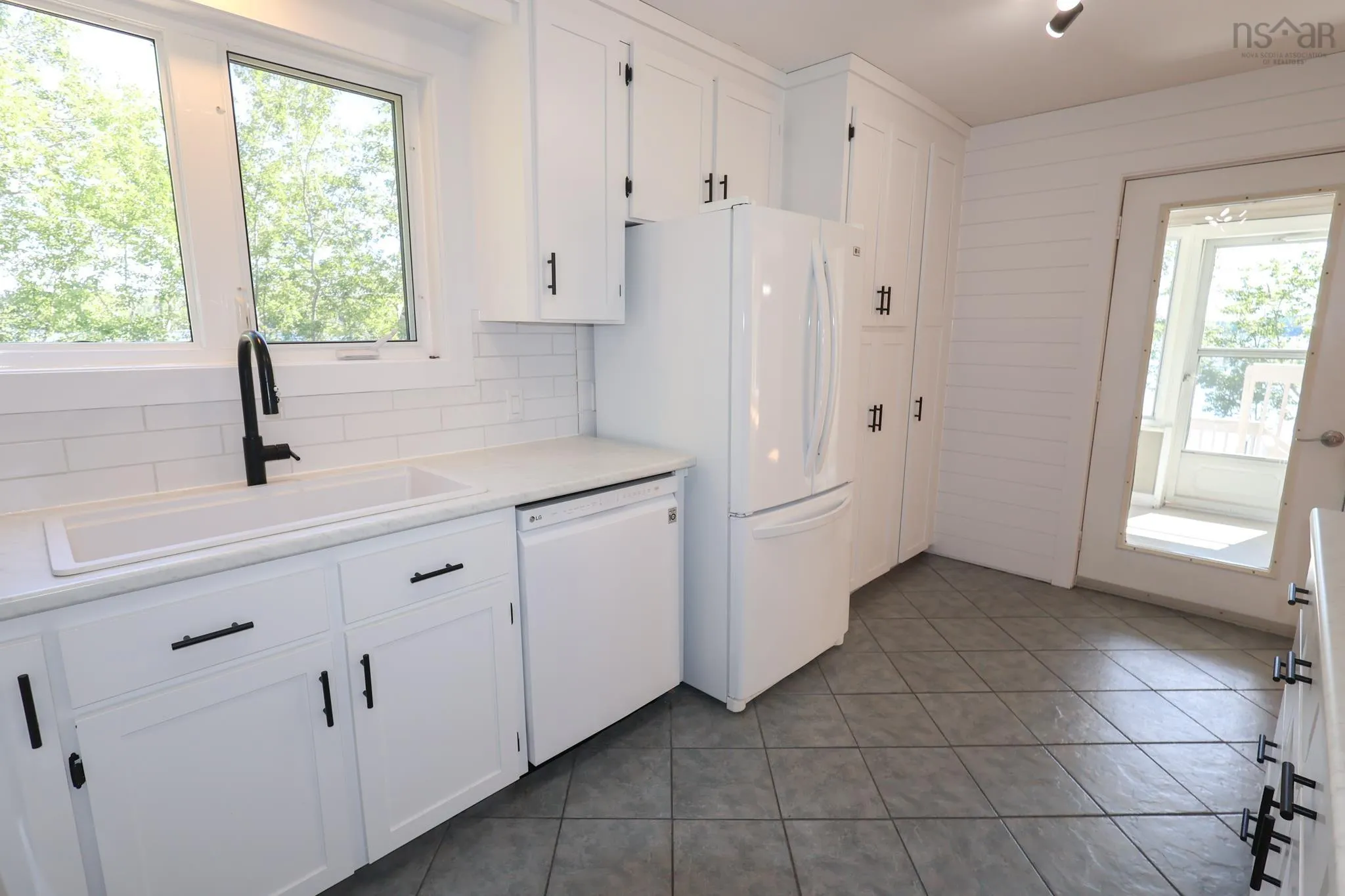 49 Loop Lane, Labelle, NS B0T 1E0, 4 Bedrooms Bedrooms, ,3 BathroomsBathrooms,Residential,For Sale,Loop,202523349