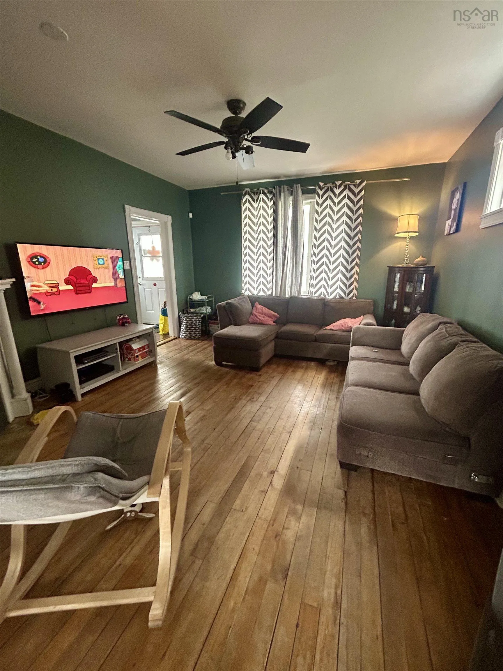 121 Victoria St, Glace Bay, NS B1A 2Z7, 4 Bedrooms Bedrooms, ,2 BathroomsBathrooms,Residential,For Sale,Victoria St,202519733