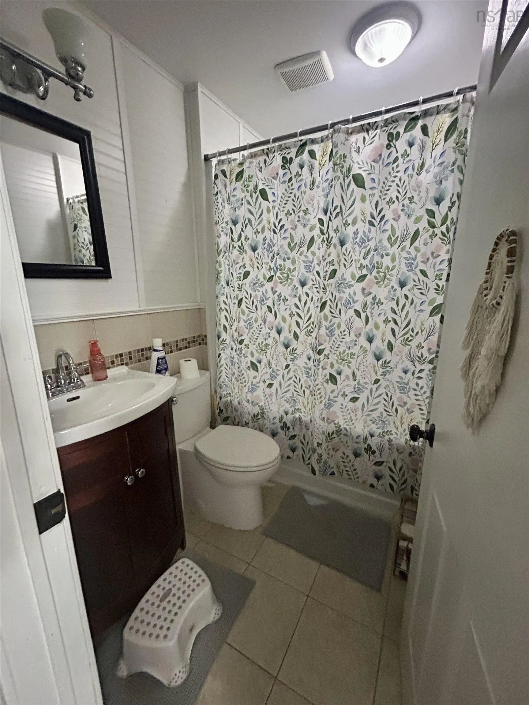 121 Victoria St, Glace Bay, NS B1A 2Z7, 4 Bedrooms Bedrooms, ,2 BathroomsBathrooms,Residential,For Sale,Victoria St,202519733