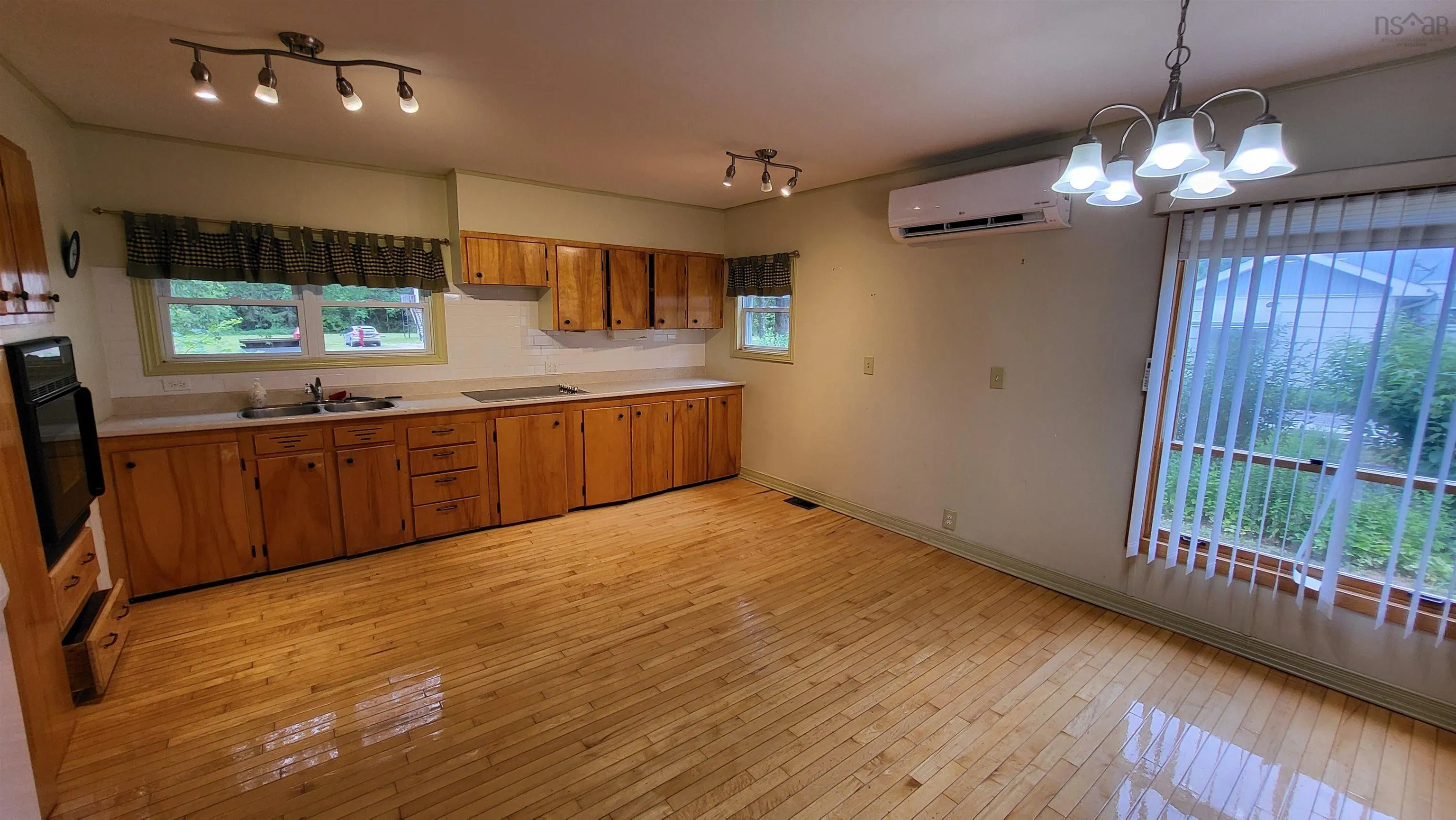 256 Dodge Road, Wilmot, NS B0P 1W0, 3 Bedrooms Bedrooms, ,1 BathroomBathrooms,Residential,For Sale,Dodge Road,202514922