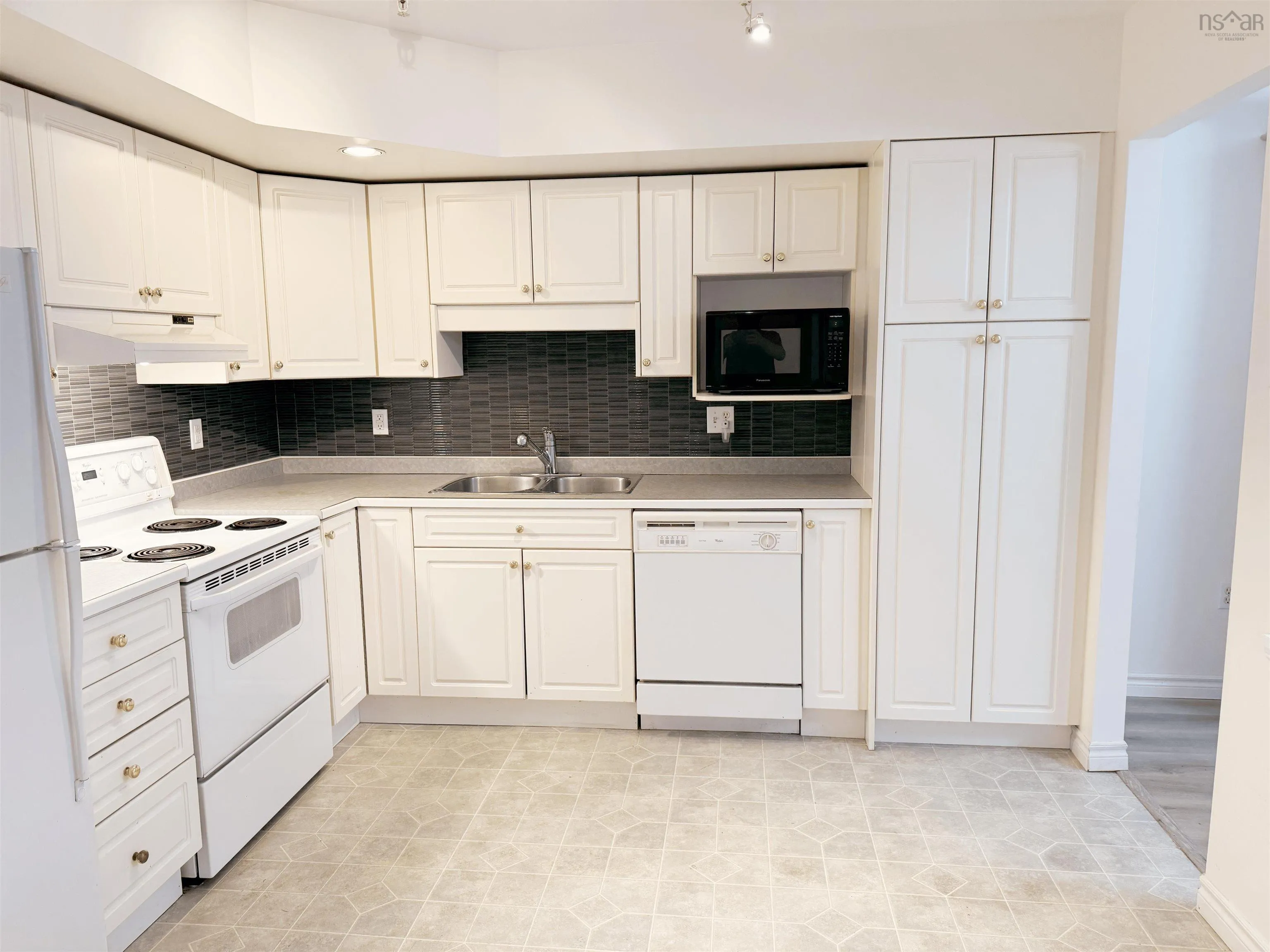 507-1041 Wellington Street, Halifax, NS B3H 4P5, 1 Bedroom Bedrooms, ,1 BathroomBathrooms,Residential,For Sale,Wellington,202520239
