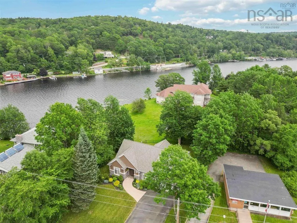 2521 Rocky Lake Road, Waverley, NS B2R 1S6, 3 Bedrooms Bedrooms, ,2 BathroomsBathrooms,Residential,For Sale,Rocky Lake,202520670