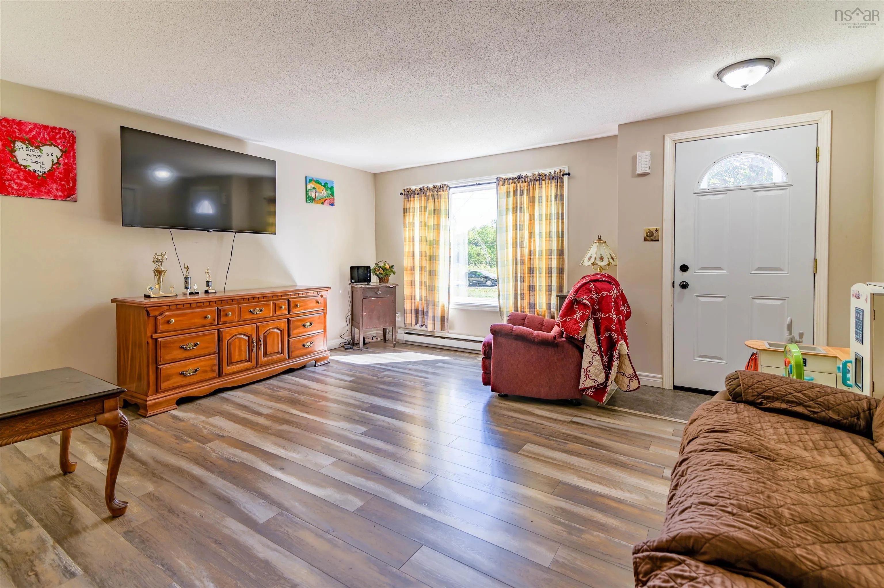 6479 Brooklyn Street, Woodville, NS B0P 1G0, 3 Bedrooms Bedrooms, ,2 BathroomsBathrooms,Residential,For Sale,Brooklyn,202523281