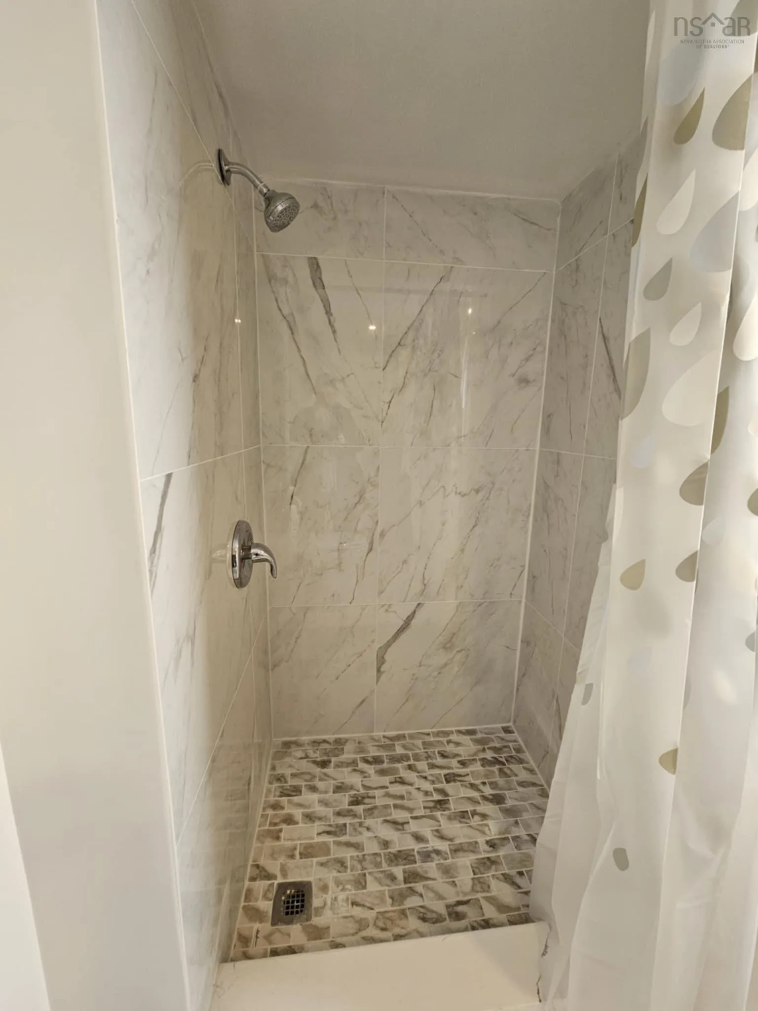 123 Lorne Street, Sydney, NS B1P 4H3, 3 Bedrooms Bedrooms, ,1 BathroomBathrooms,Residential,For Sale,Lorne,202520260