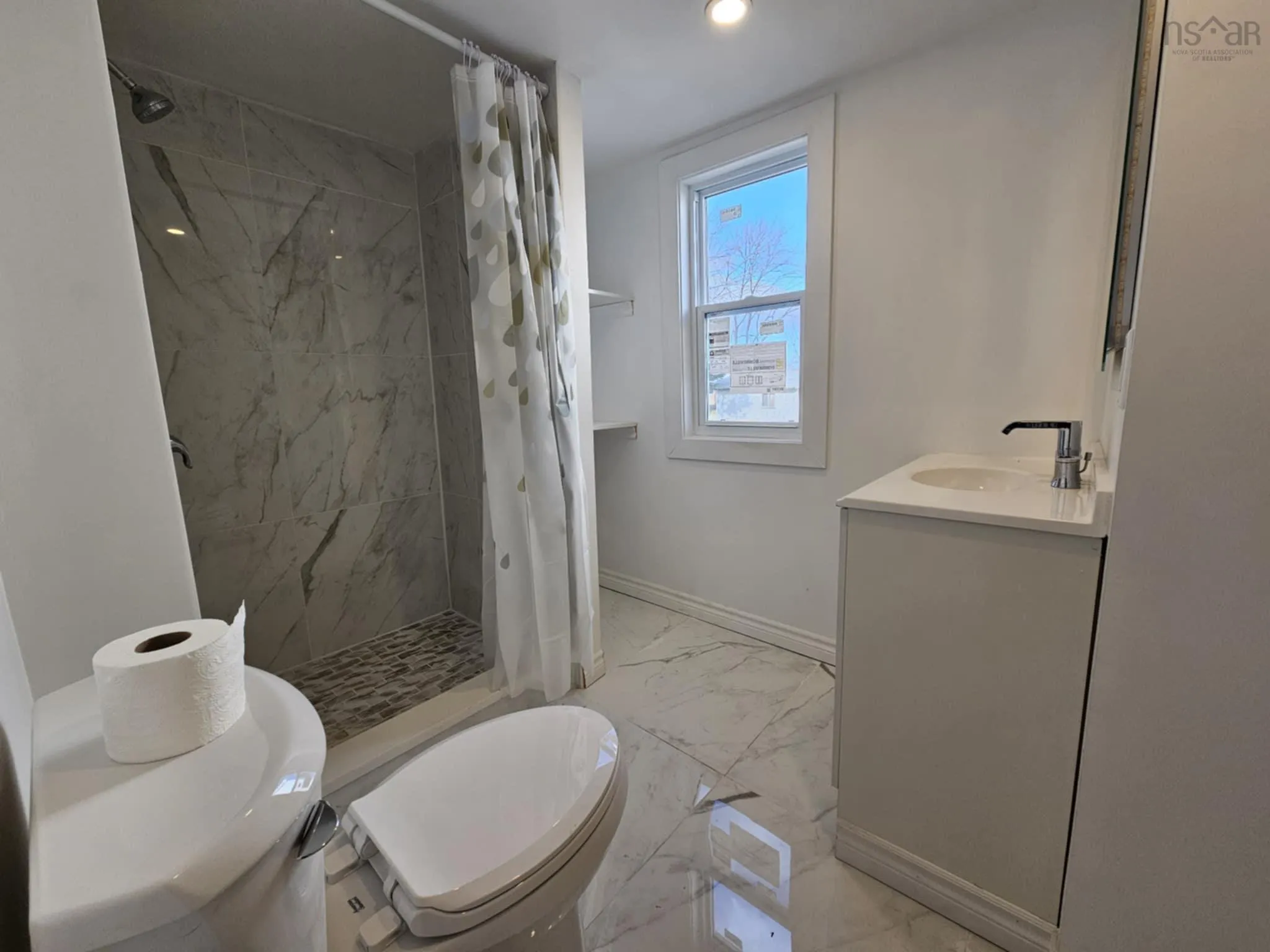 123 Lorne Street, Sydney, NS B1P 4H3, 3 Bedrooms Bedrooms, ,1 BathroomBathrooms,Residential,For Sale,Lorne,202520260