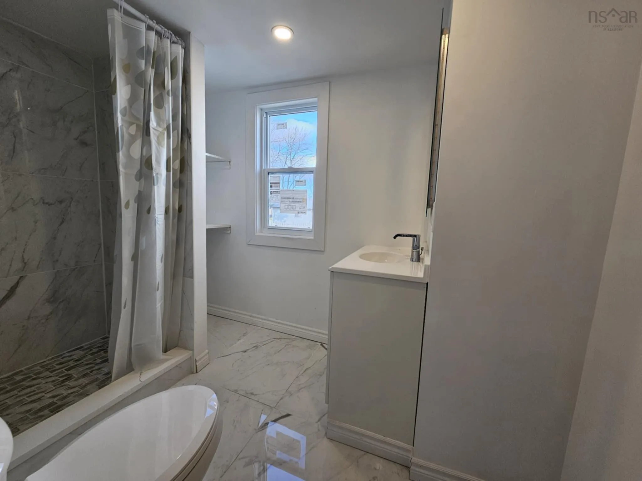 123 Lorne Street, Sydney, NS B1P 4H3, 3 Bedrooms Bedrooms, ,1 BathroomBathrooms,Residential,For Sale,Lorne,202520260
