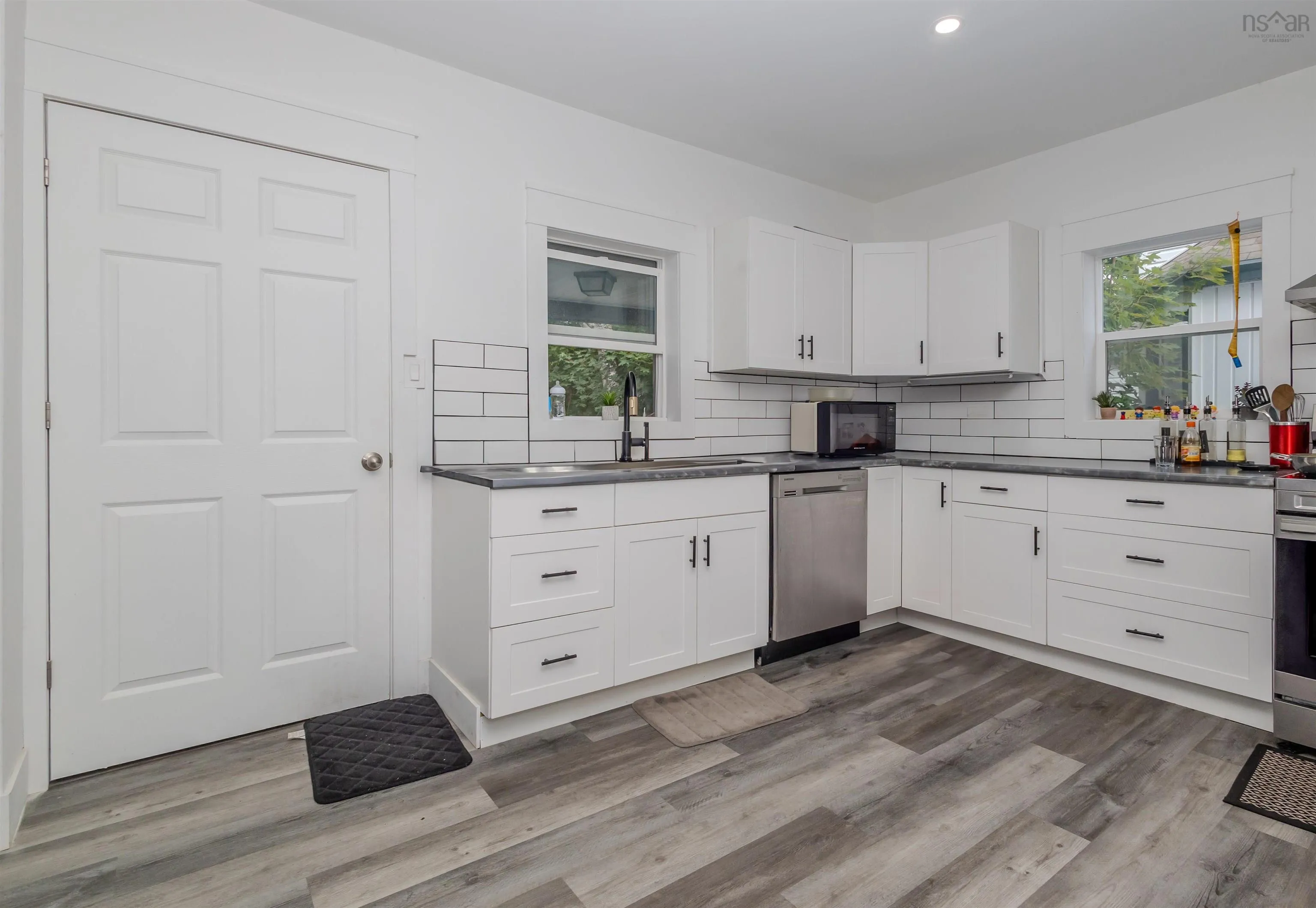 443 Bentinck Street, Sydney, NS B1S 2Y8, 4 Bedrooms Bedrooms, ,2 BathroomsBathrooms,Residential,For Sale,Bentinck,202521040