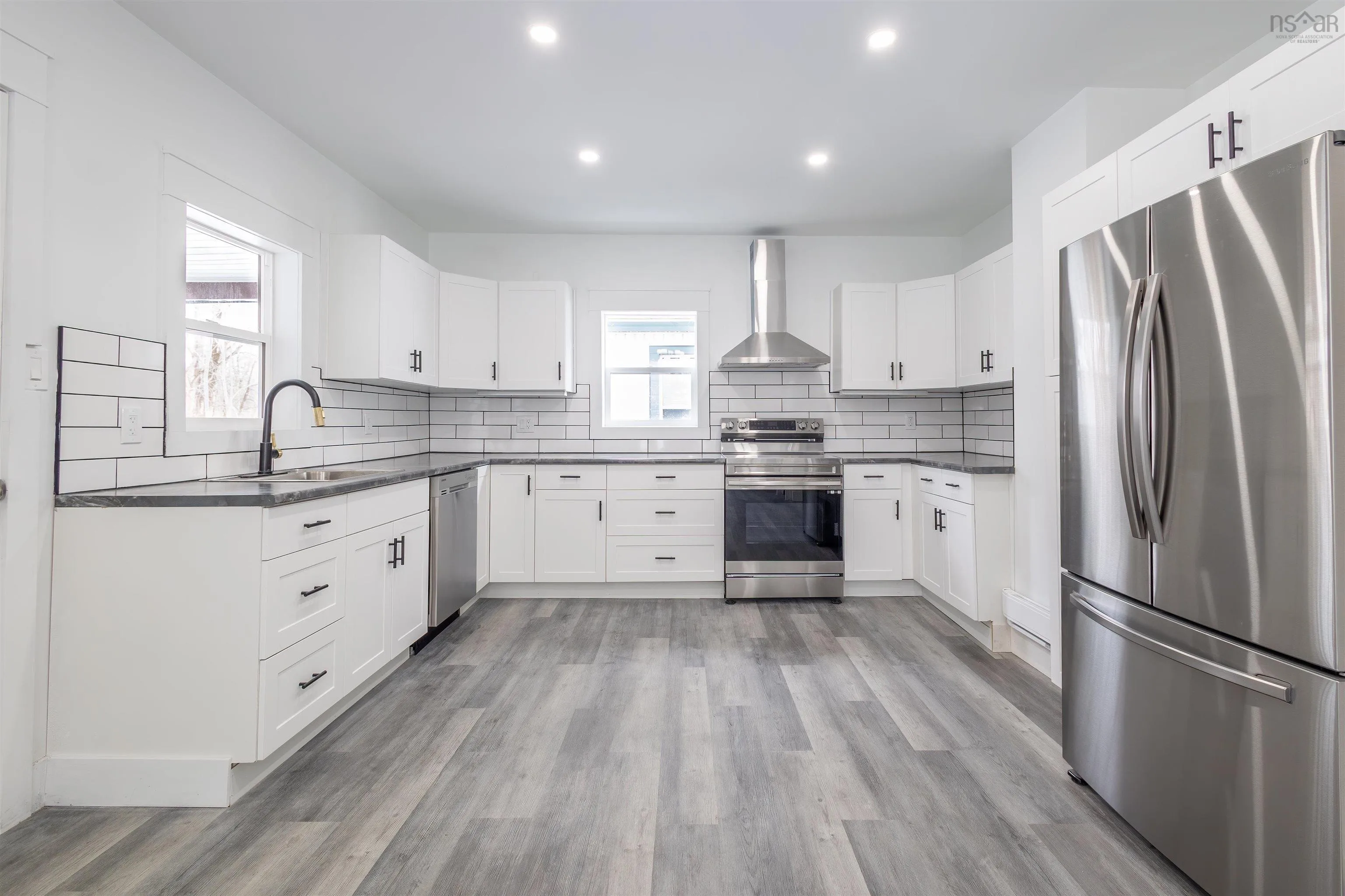 443 Bentinck Street, Sydney, NS B1S 2Y8, 4 Bedrooms Bedrooms, ,2 BathroomsBathrooms,Residential,For Sale,Bentinck,202521040