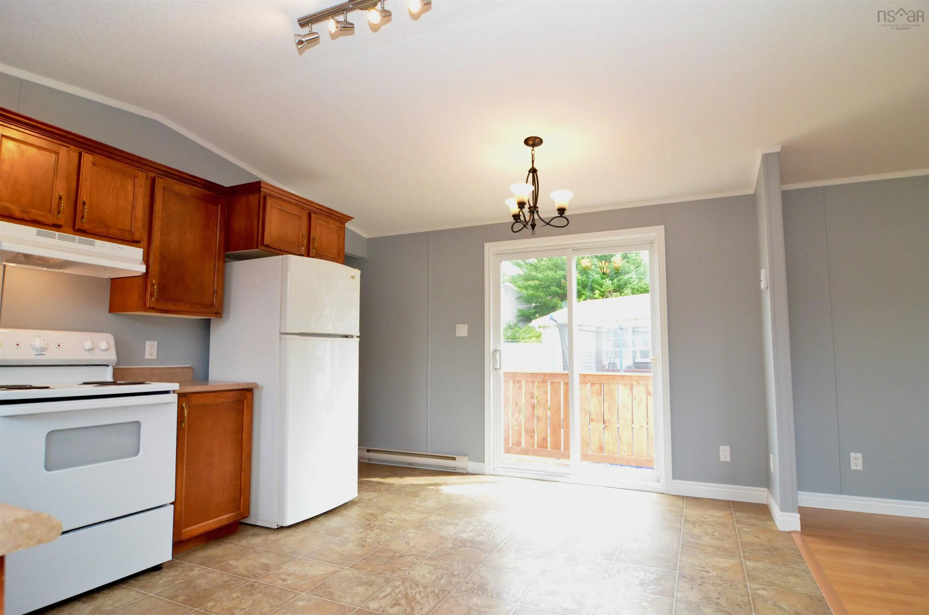 408 Kennedy Court, Lower Sackville, NS B4C 2T4, 2 Bedrooms Bedrooms, ,1 BathroomBathrooms,Residential,For Sale,Kennedy,202522842