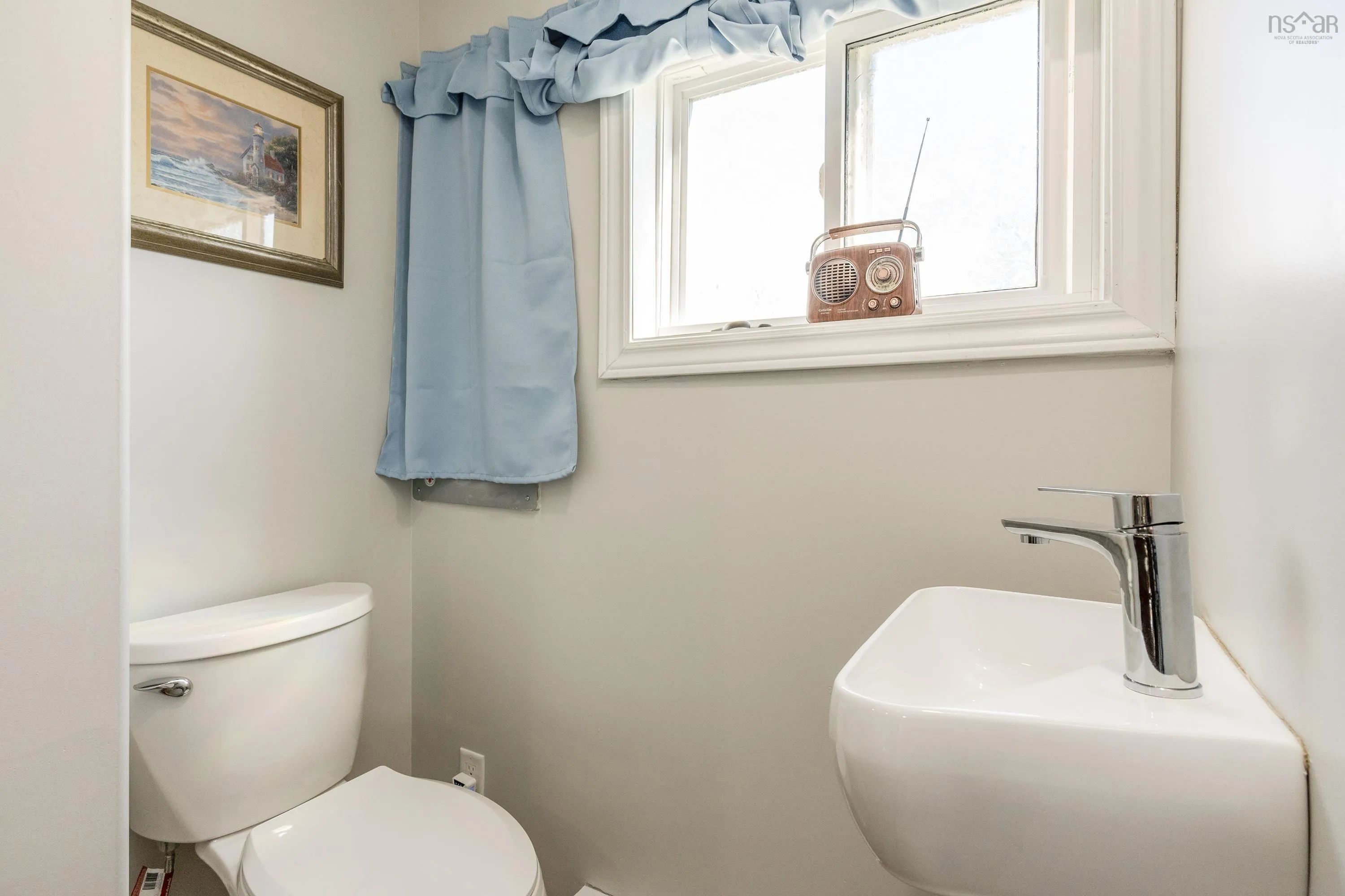 97 Station Road, Lawrencetown, NS B0S 1M0, 2 Bedrooms Bedrooms, ,2 BathroomsBathrooms,Residential,For Sale,Station,202521928