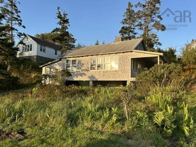24 Bayview Avenue, Villagedale Ns B0w 1e0, 2 Bedrooms Bedrooms, ,1 BathroomBathrooms,Residential,For Sale,Bayview Avenue,202410576