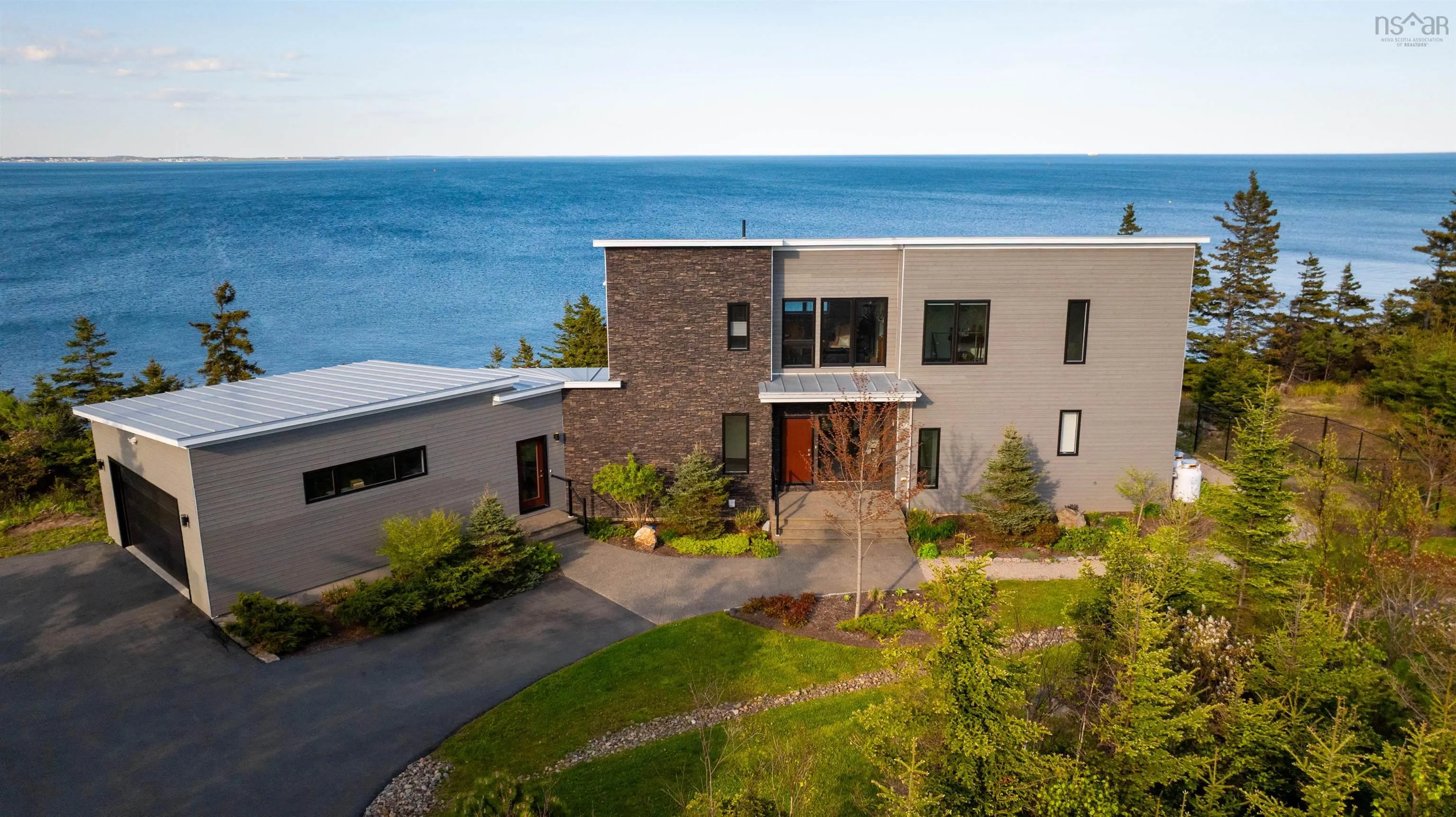 536 Ketch Harbour Road, Bear Cove, NS B3V 1P8, 5 Bedrooms Bedrooms, ,5 BathroomsBathrooms,Residential,For Sale,Ketch Harbour,202513421