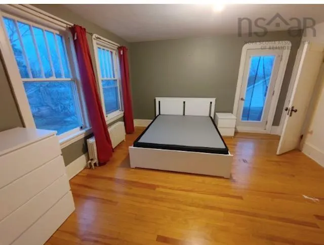 201 South Bentinck Street, Sydney Ns B1p 1x7, 10 Bedrooms Bedrooms, ,Residential Income,For Sale,South Bentinck,202426591