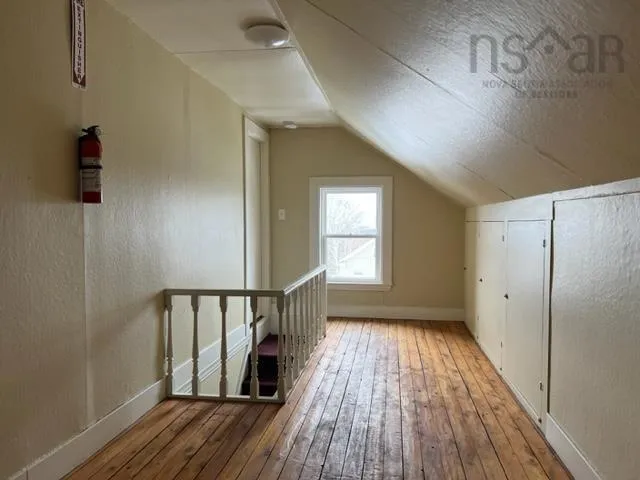 201 South Bentinck Street, Sydney Ns B1p 1x7, 10 Bedrooms Bedrooms, ,Residential Income,For Sale,South Bentinck,202426591