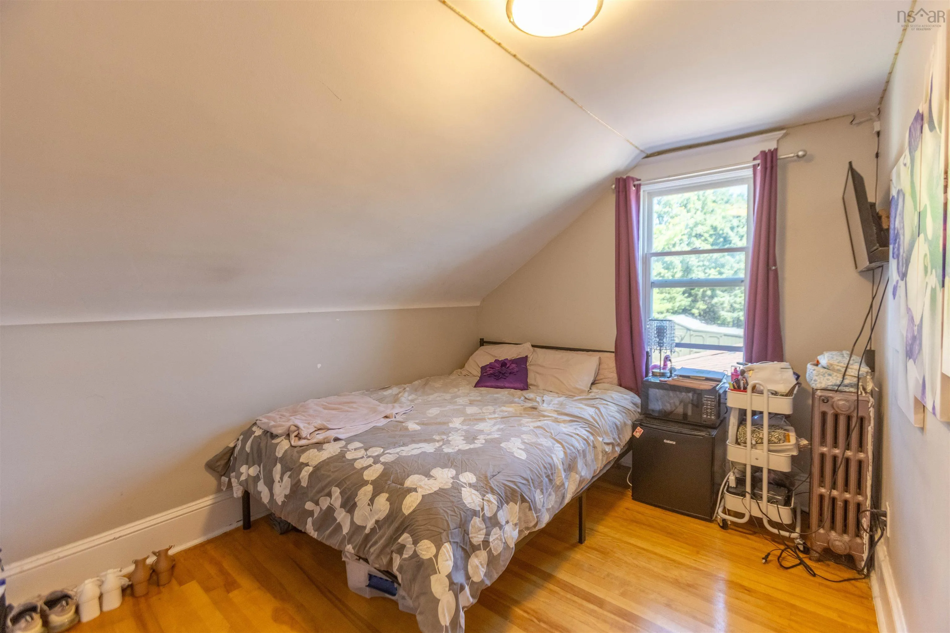 32 Allison Avenue, Amherst, NS B4H 3V5, 3 Bedrooms Bedrooms, ,2 BathroomsBathrooms,Residential,For Sale,Allison,202520128