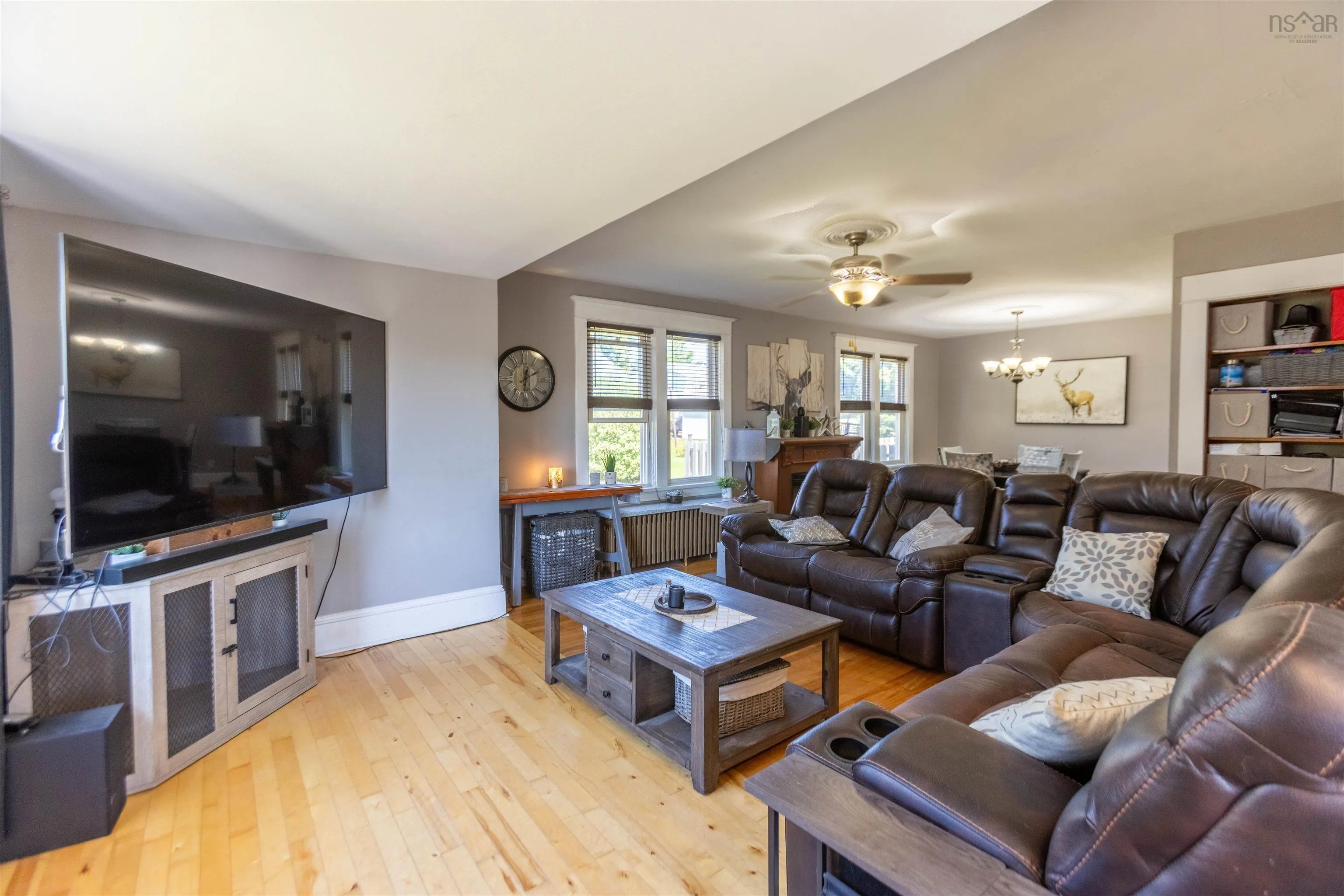 32 Allison Avenue, Amherst, NS B4H 3V5, 3 Bedrooms Bedrooms, ,2 BathroomsBathrooms,Residential,For Sale,Allison,202520128