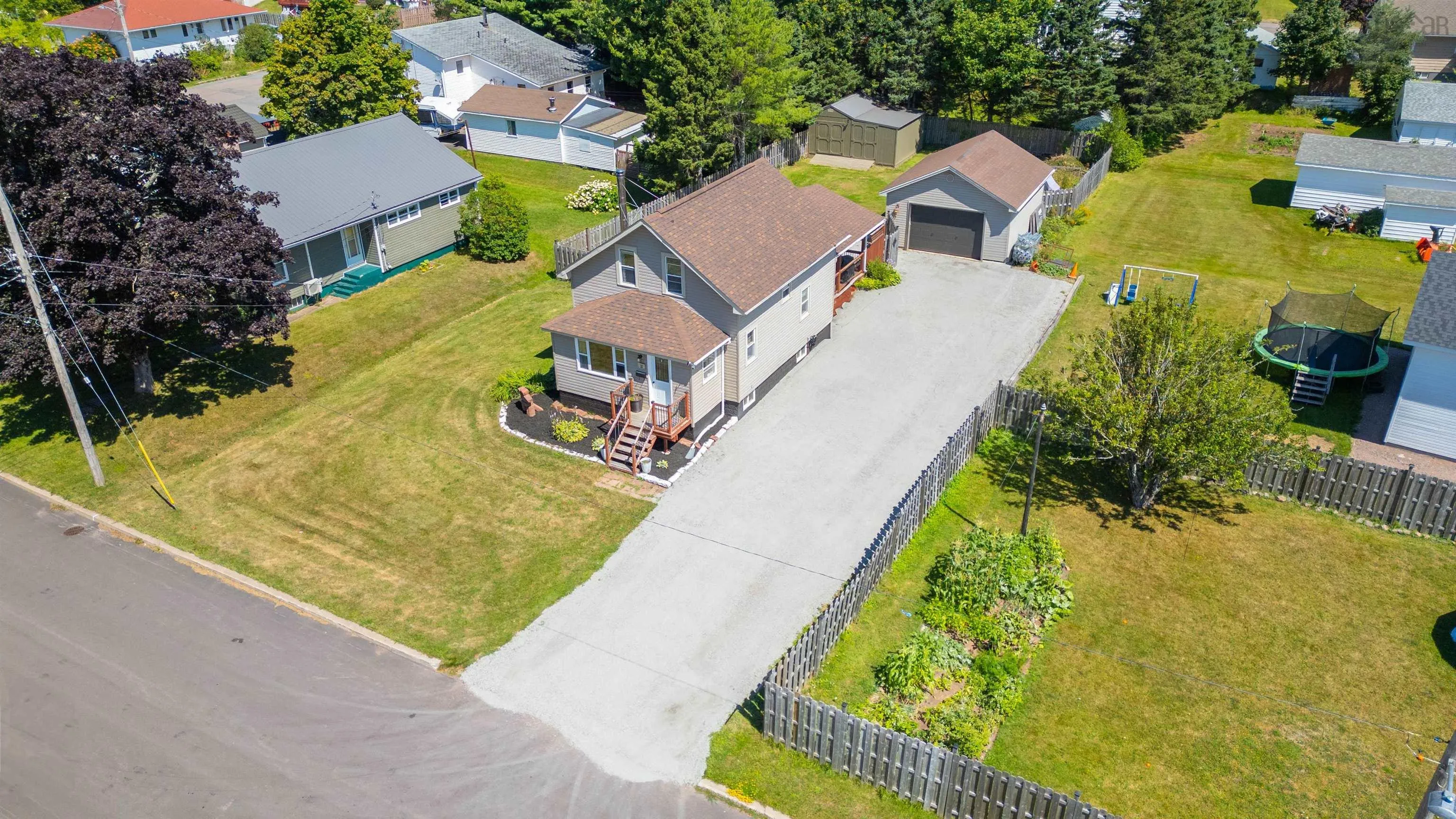 32 Allison Avenue, Amherst, NS B4H 3V5, 3 Bedrooms Bedrooms, ,2 BathroomsBathrooms,Residential,For Sale,Allison,202520128