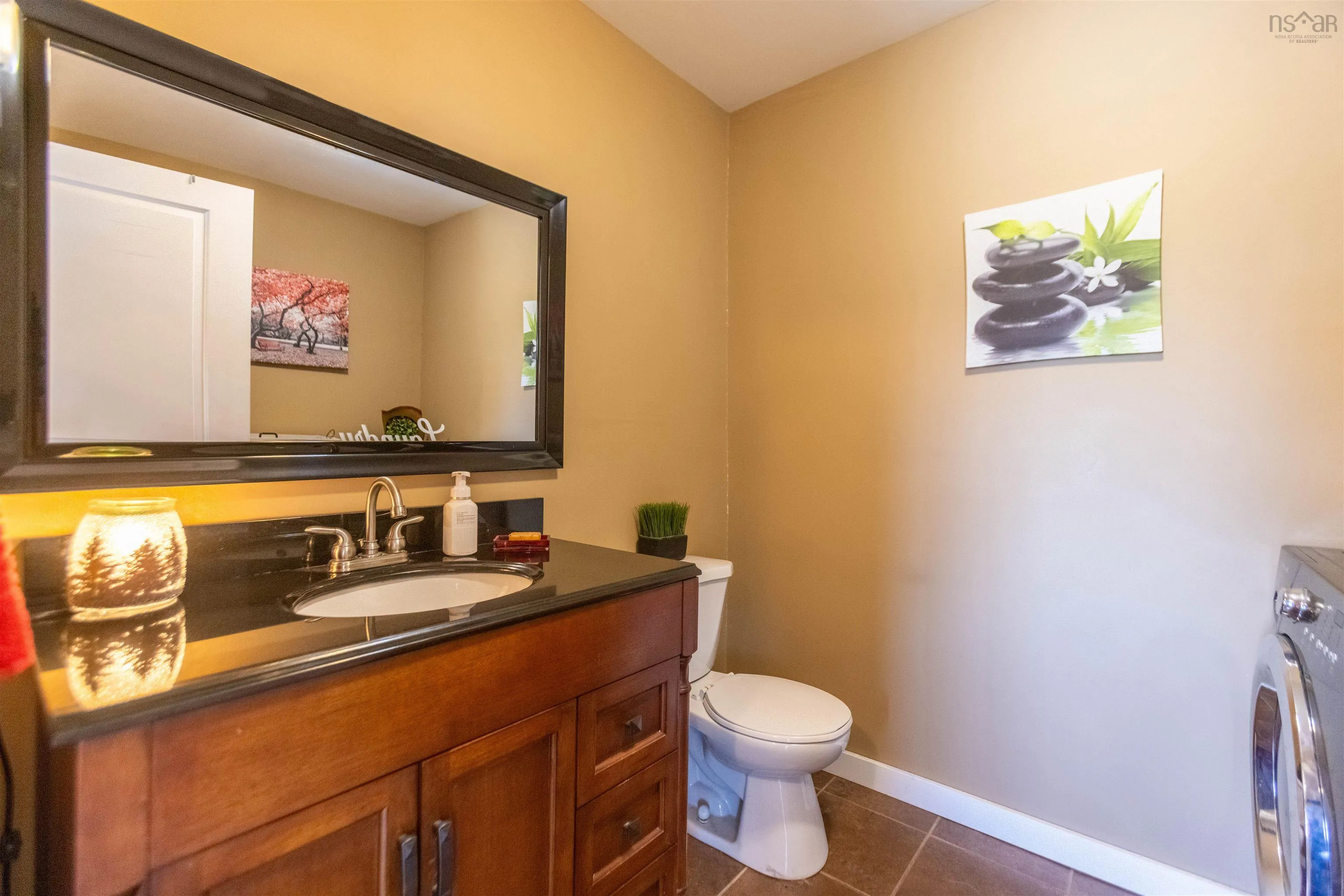 32 Allison Avenue, Amherst, NS B4H 3V5, 3 Bedrooms Bedrooms, ,2 BathroomsBathrooms,Residential,For Sale,Allison,202520128