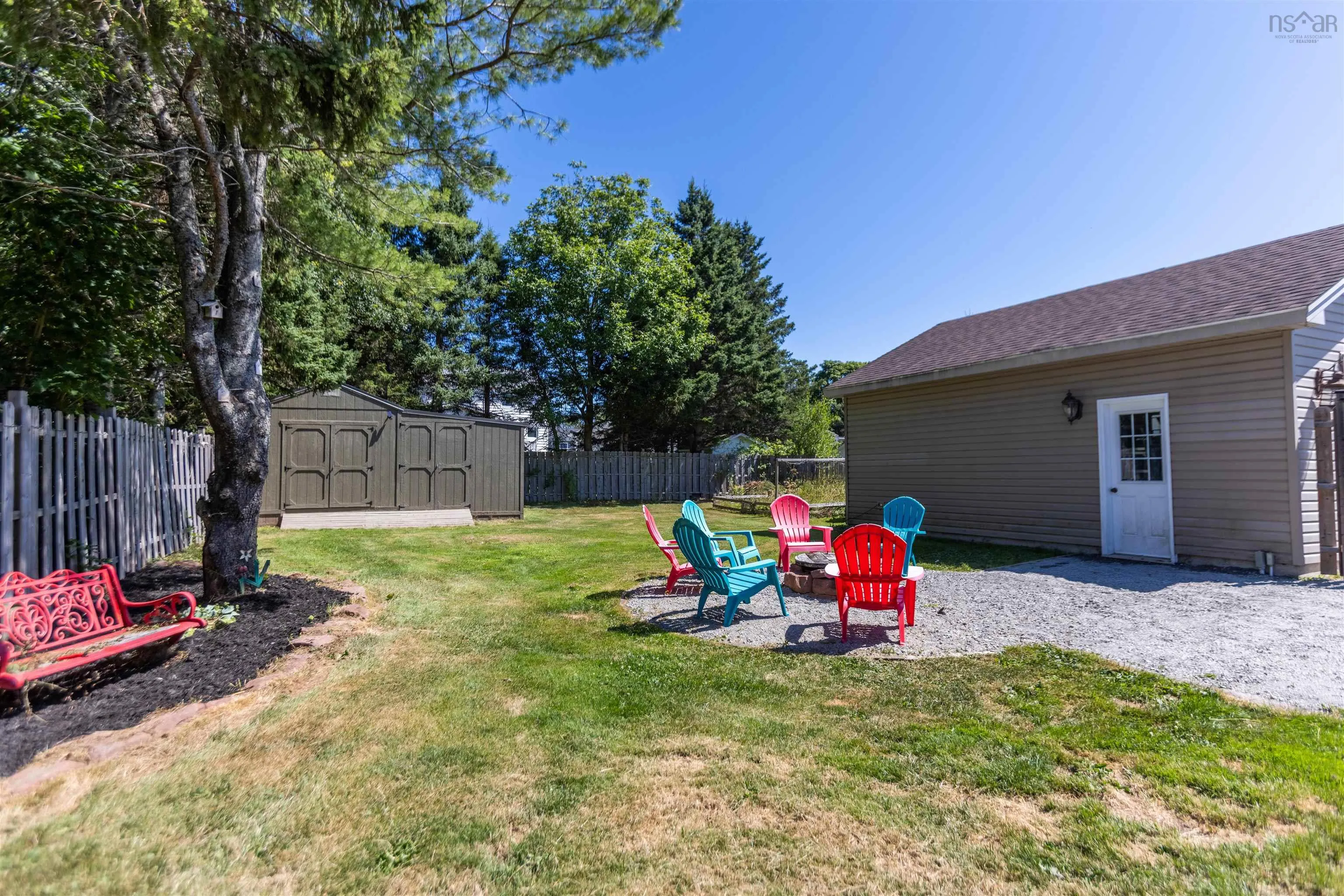 32 Allison Avenue, Amherst, NS B4H 3V5, 3 Bedrooms Bedrooms, ,2 BathroomsBathrooms,Residential,For Sale,Allison,202520128