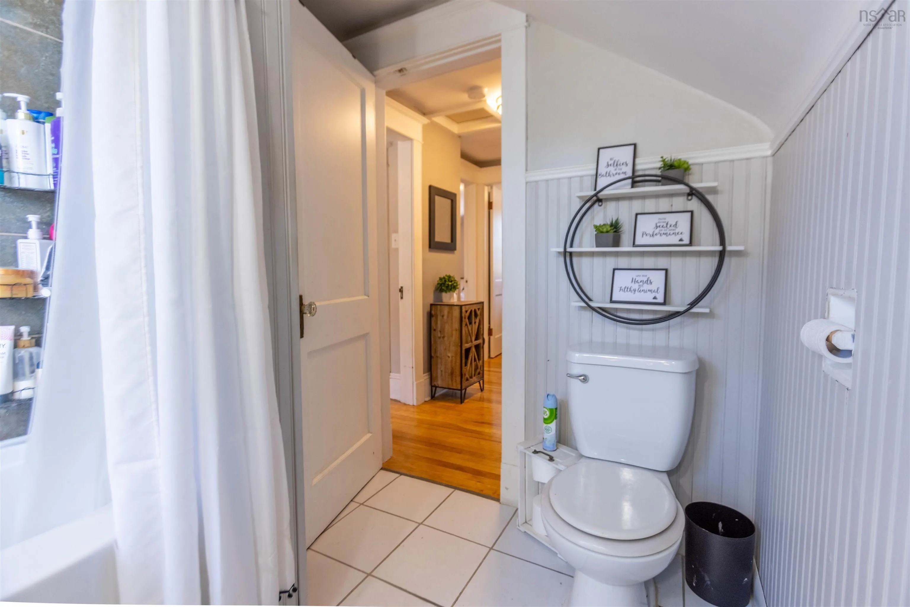 32 Allison Avenue, Amherst, NS B4H 3V5, 3 Bedrooms Bedrooms, ,2 BathroomsBathrooms,Residential,For Sale,Allison,202520128
