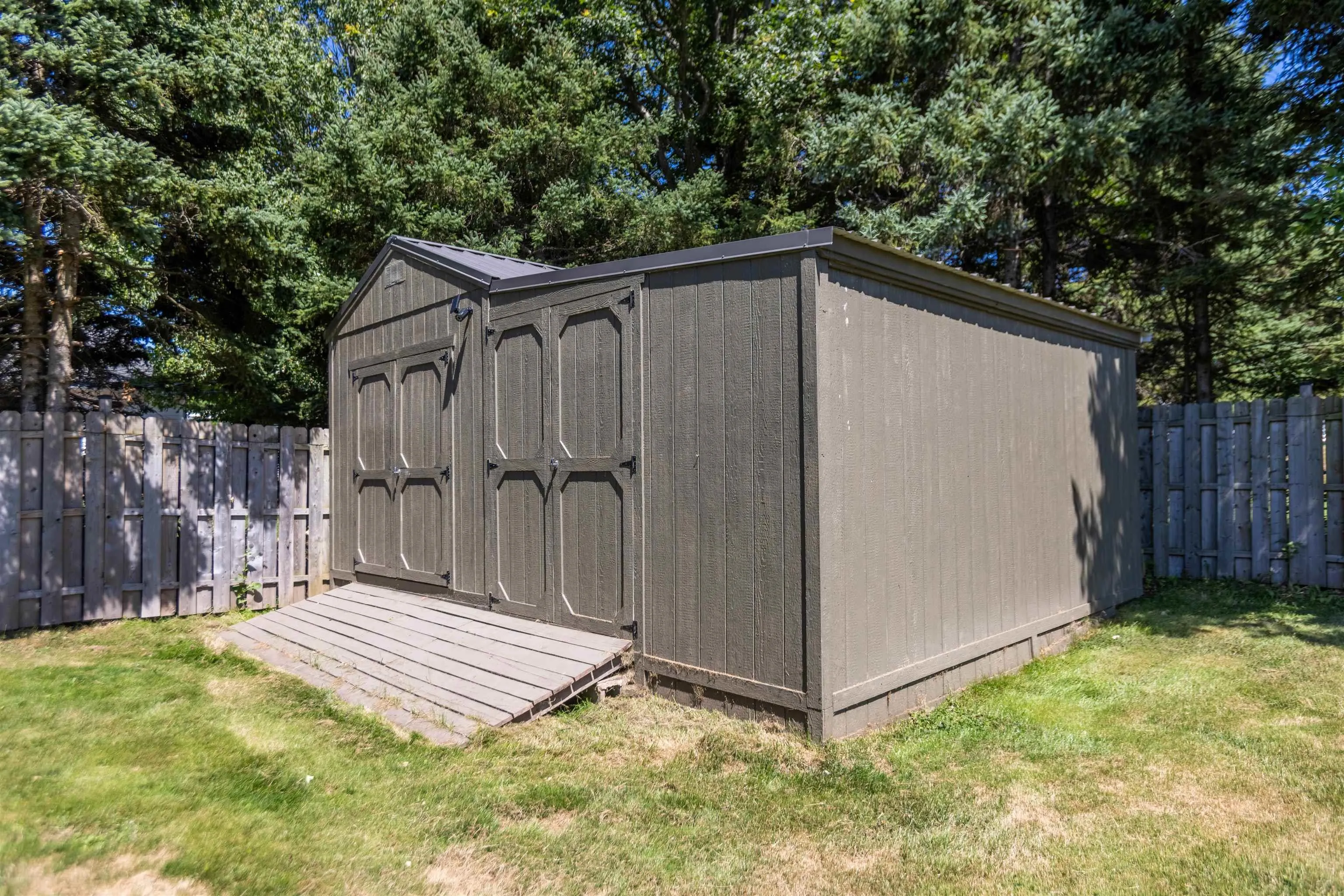 32 Allison Avenue, Amherst, NS B4H 3V5, 3 Bedrooms Bedrooms, ,2 BathroomsBathrooms,Residential,For Sale,Allison,202520128