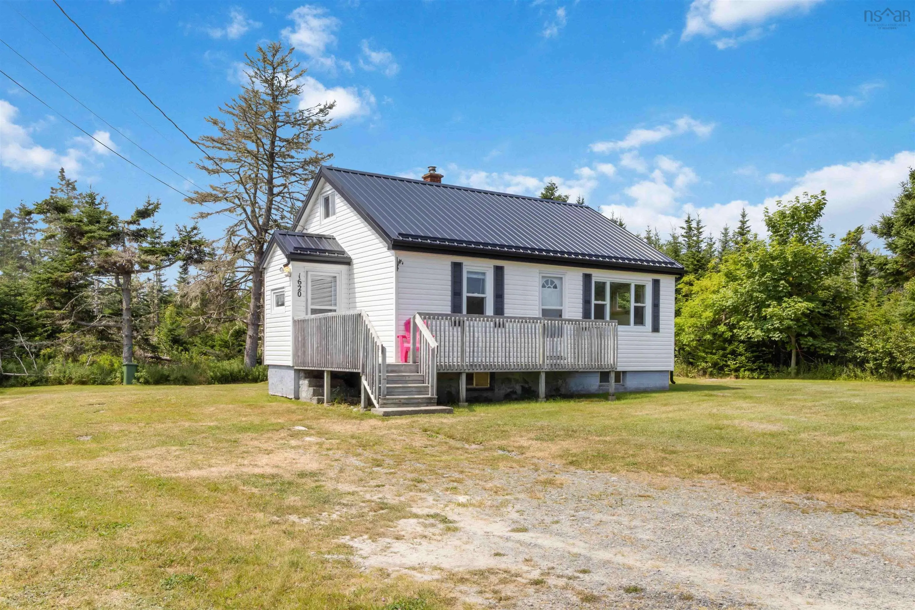 1620 Ostrea Lake Road, Musquodoboit Harbour, NS B0J 2L0, 3 Bedrooms Bedrooms, ,1 BathroomBathrooms,Residential,For Sale,Ostrea Lake Road,202519159