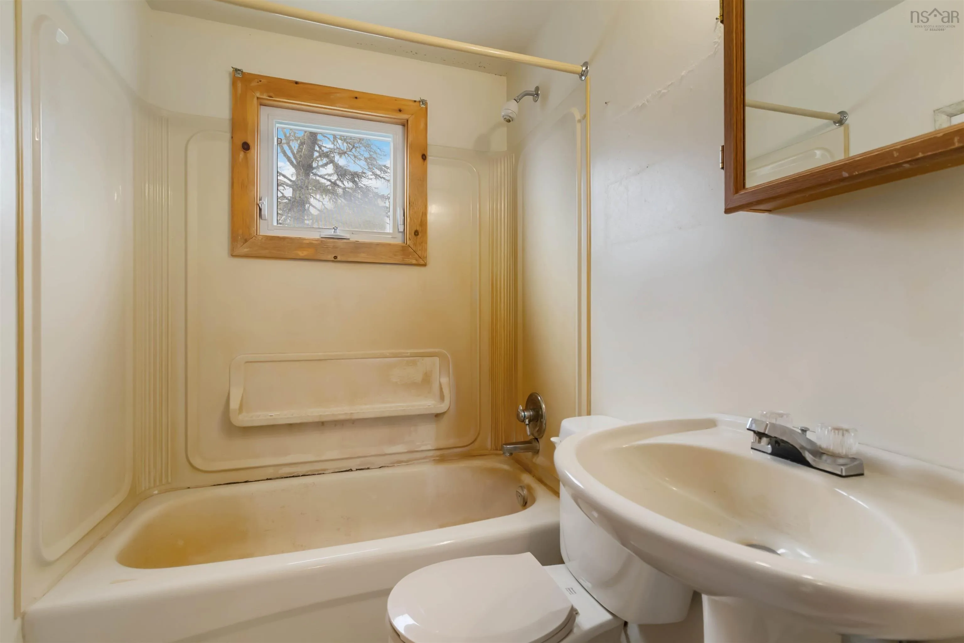 1620 Ostrea Lake Road, Musquodoboit Harbour, NS B0J 2L0, 3 Bedrooms Bedrooms, ,1 BathroomBathrooms,Residential,For Sale,Ostrea Lake Road,202519159
