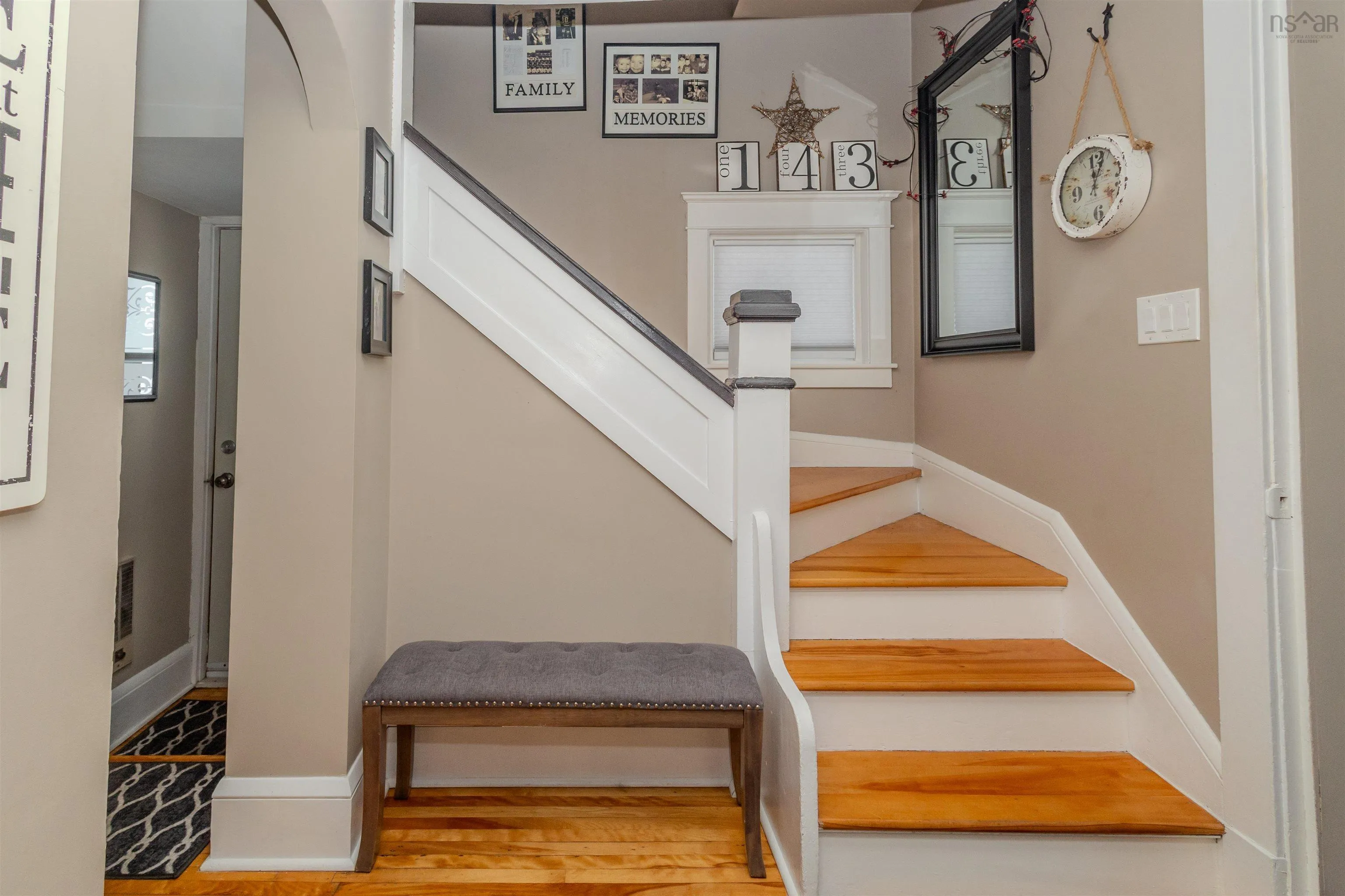 172 South Bentinck Street, Sydney, NS B1P 1X5, 3 Bedrooms Bedrooms, ,2 BathroomsBathrooms,Residential,For Sale,South Bentinck,202522387
