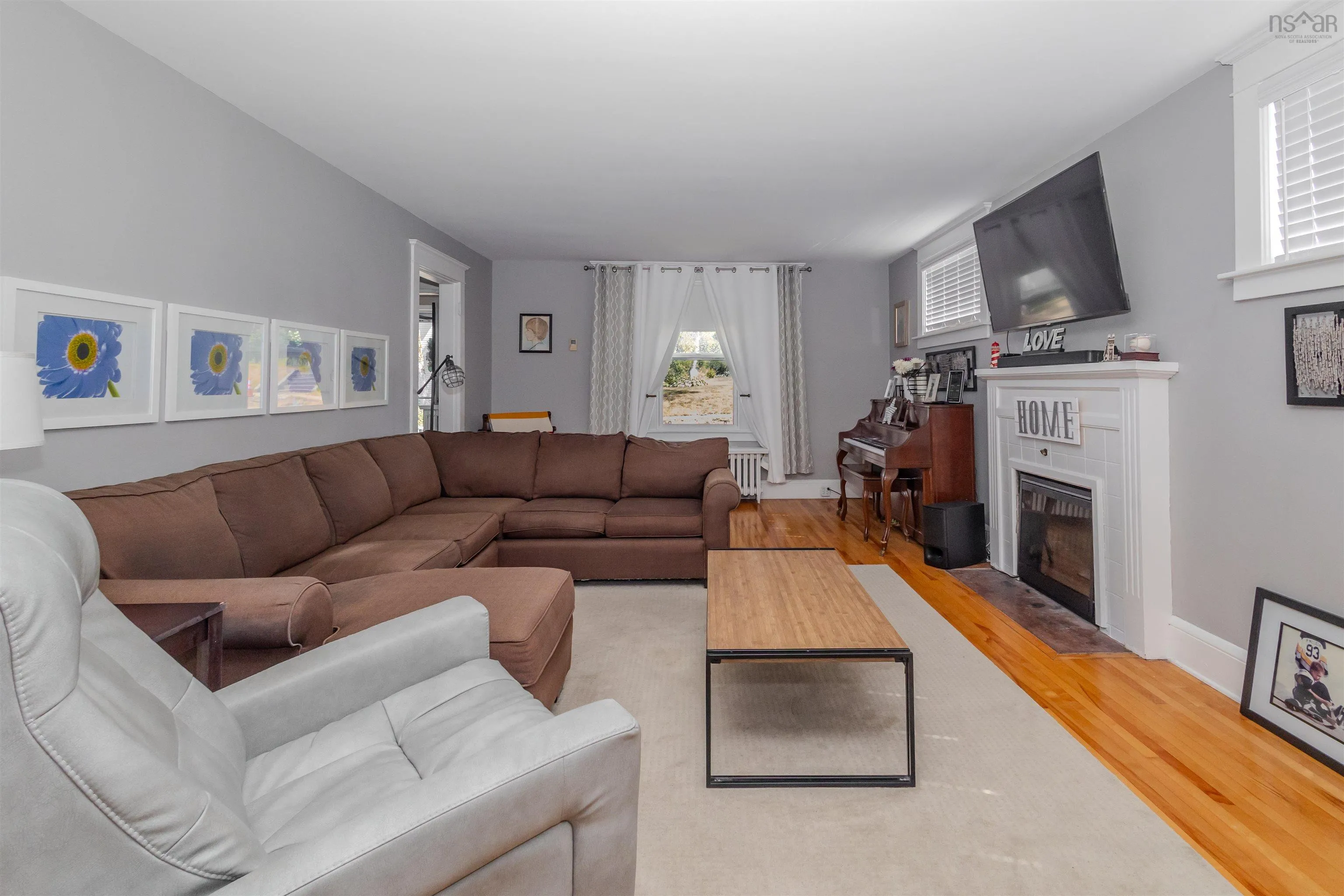 172 South Bentinck Street, Sydney, NS B1P 1X5, 3 Bedrooms Bedrooms, ,2 BathroomsBathrooms,Residential,For Sale,South Bentinck,202522387