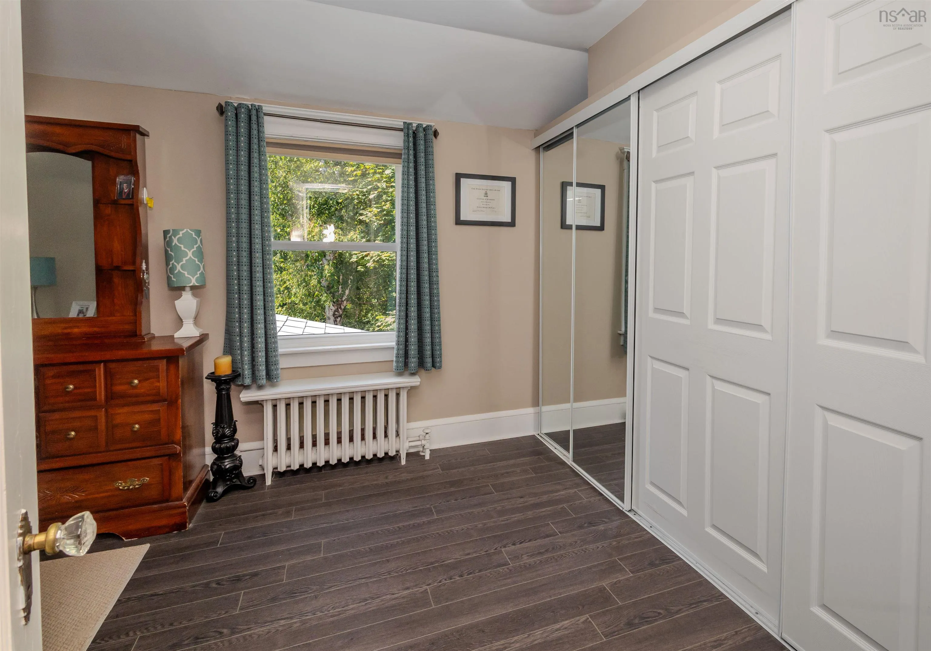 172 South Bentinck Street, Sydney, NS B1P 1X5, 3 Bedrooms Bedrooms, ,2 BathroomsBathrooms,Residential,For Sale,South Bentinck,202522387