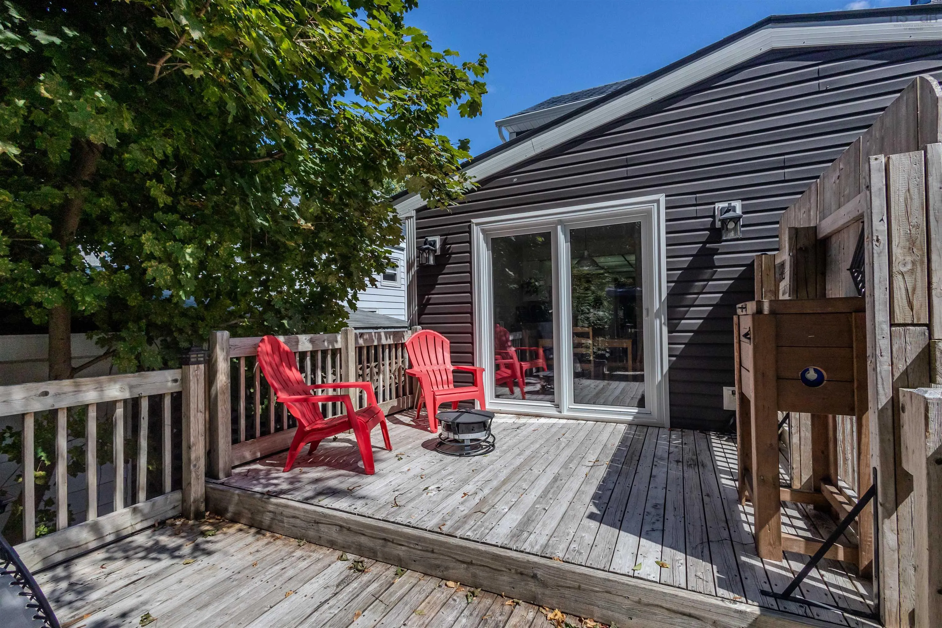 172 South Bentinck Street, Sydney, NS B1P 1X5, 3 Bedrooms Bedrooms, ,2 BathroomsBathrooms,Residential,For Sale,South Bentinck,202522387