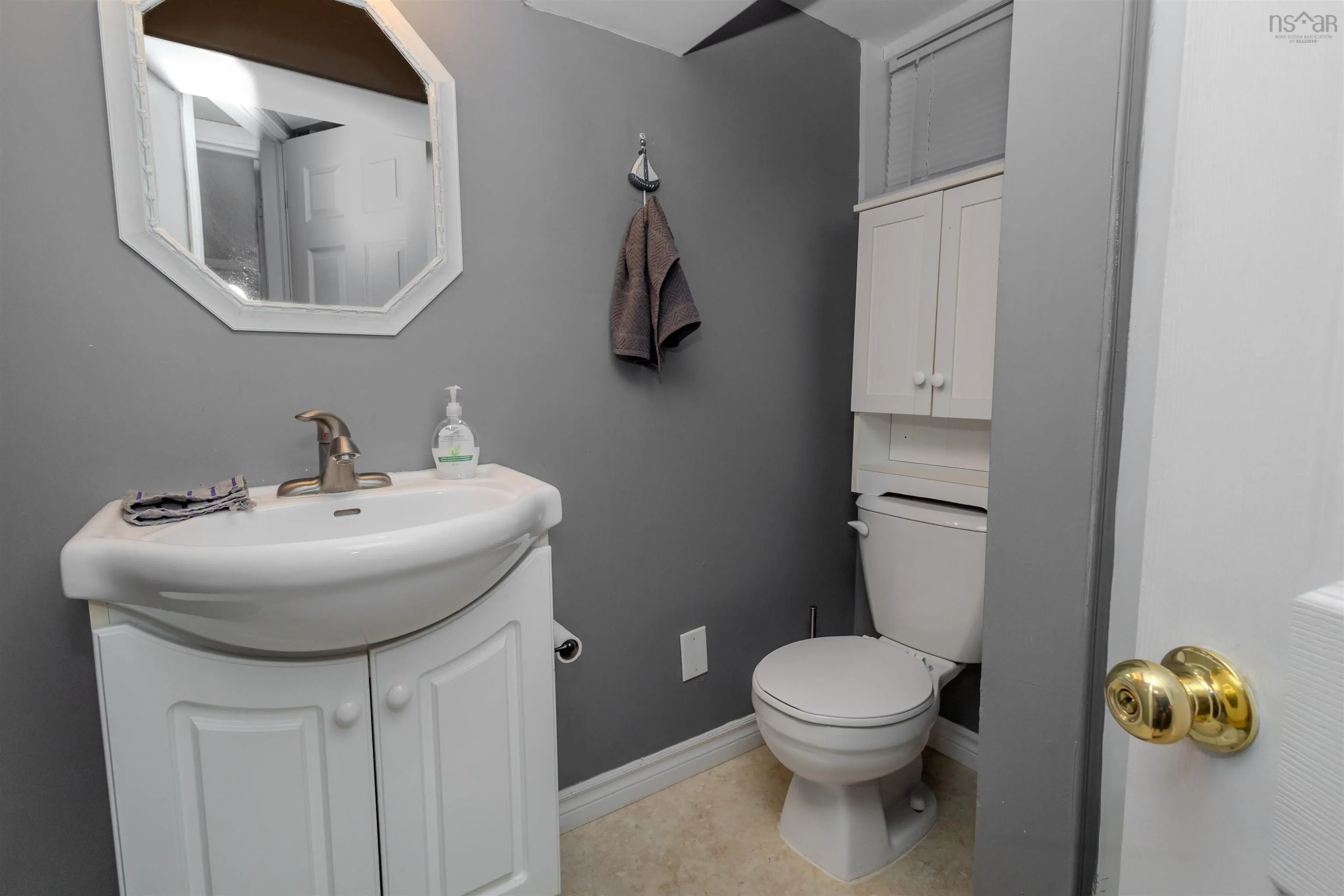 172 South Bentinck Street, Sydney, NS B1P 1X5, 3 Bedrooms Bedrooms, ,2 BathroomsBathrooms,Residential,For Sale,South Bentinck,202522387