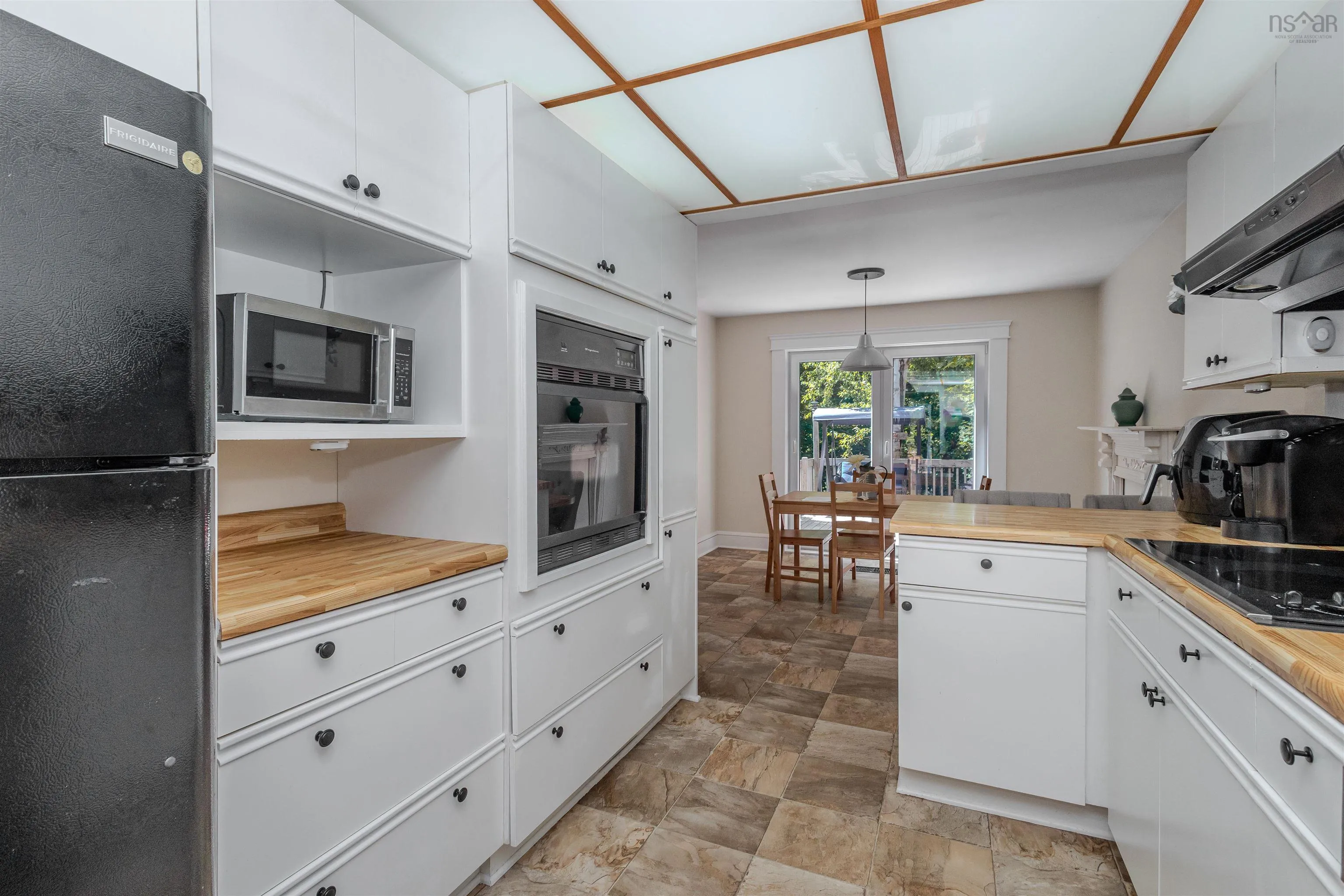 172 South Bentinck Street, Sydney, NS B1P 1X5, 3 Bedrooms Bedrooms, ,2 BathroomsBathrooms,Residential,For Sale,South Bentinck,202522387