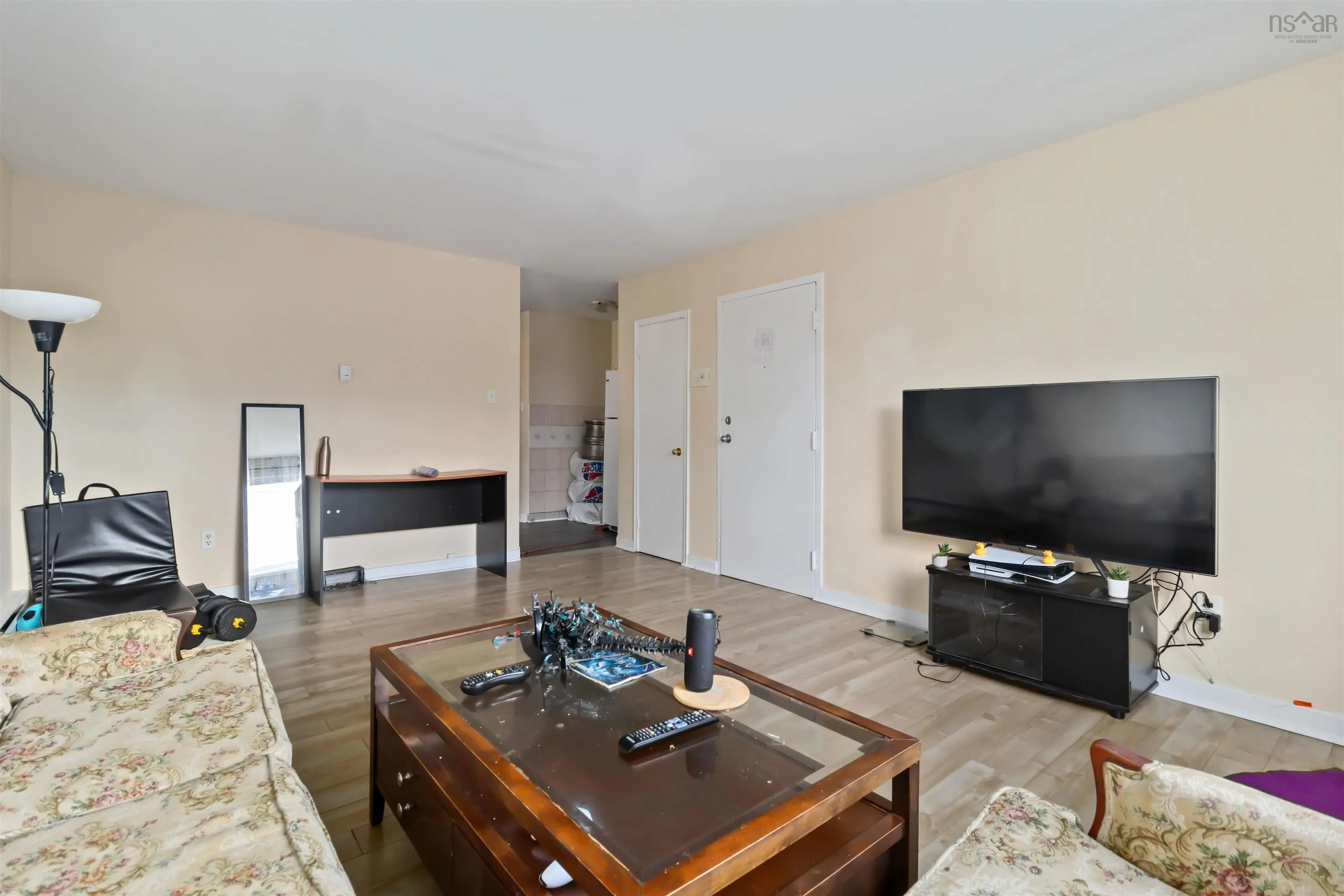 44 Brule Street, Dartmouth, NS B3A 4G4, 22 Bedrooms Bedrooms, ,Residential Income,For Sale,Brule Street,202524884