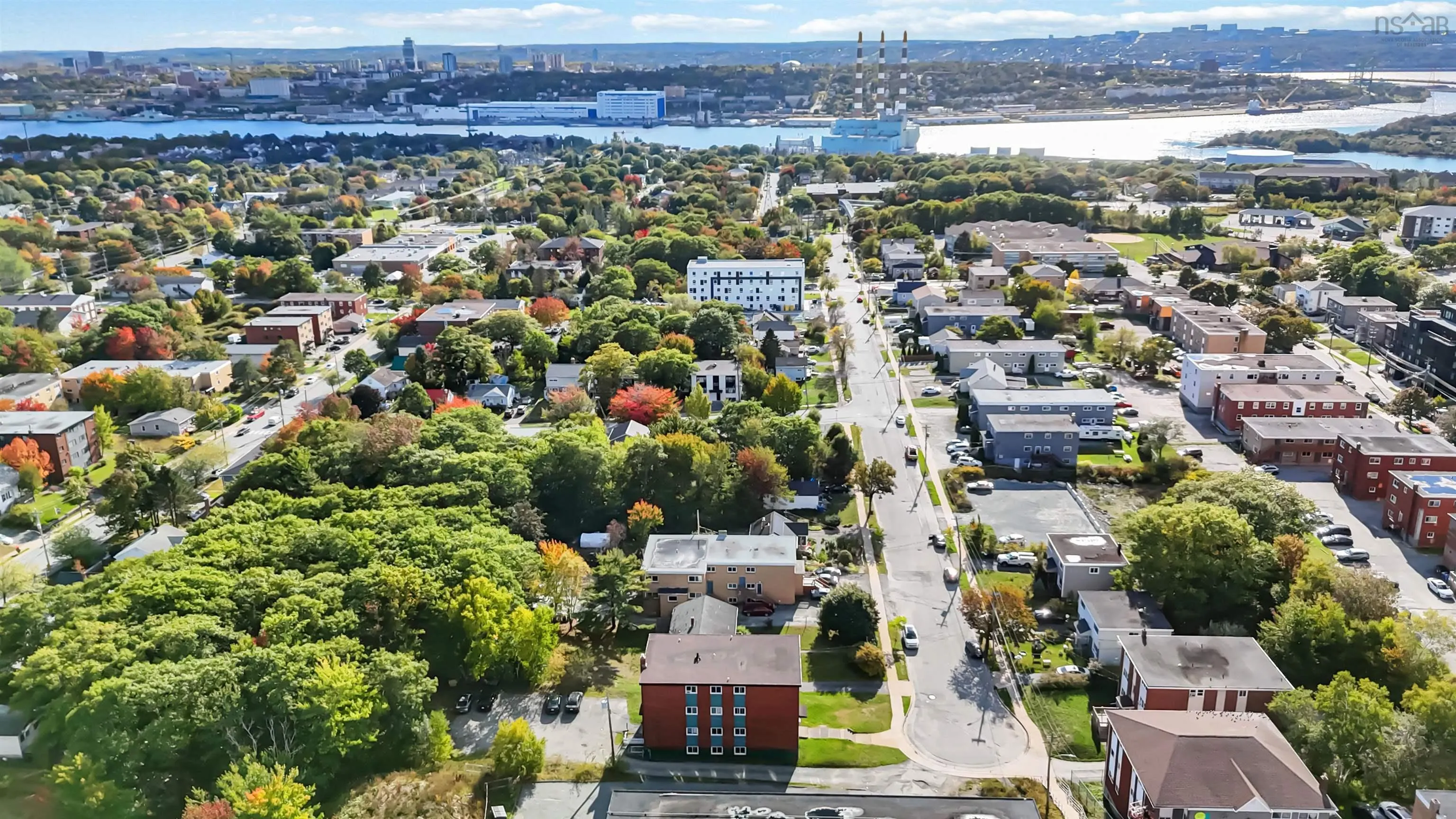 44 Brule Street, Dartmouth, NS B3A 4G4, 22 Bedrooms Bedrooms, ,Residential Income,For Sale,Brule Street,202524884