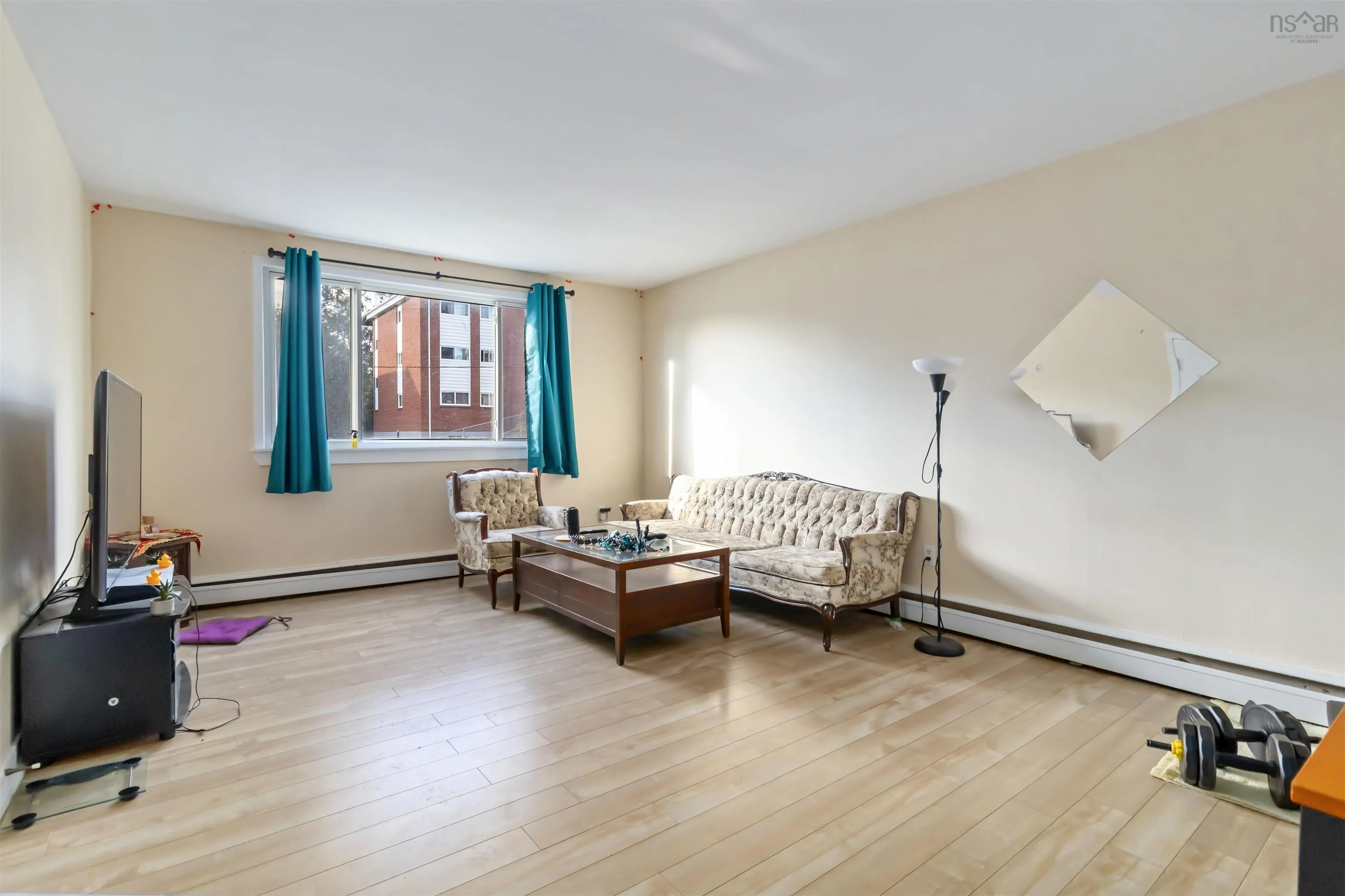 44 Brule Street, Dartmouth, NS B3A 4G4, 22 Bedrooms Bedrooms, ,Residential Income,For Sale,Brule Street,202524884