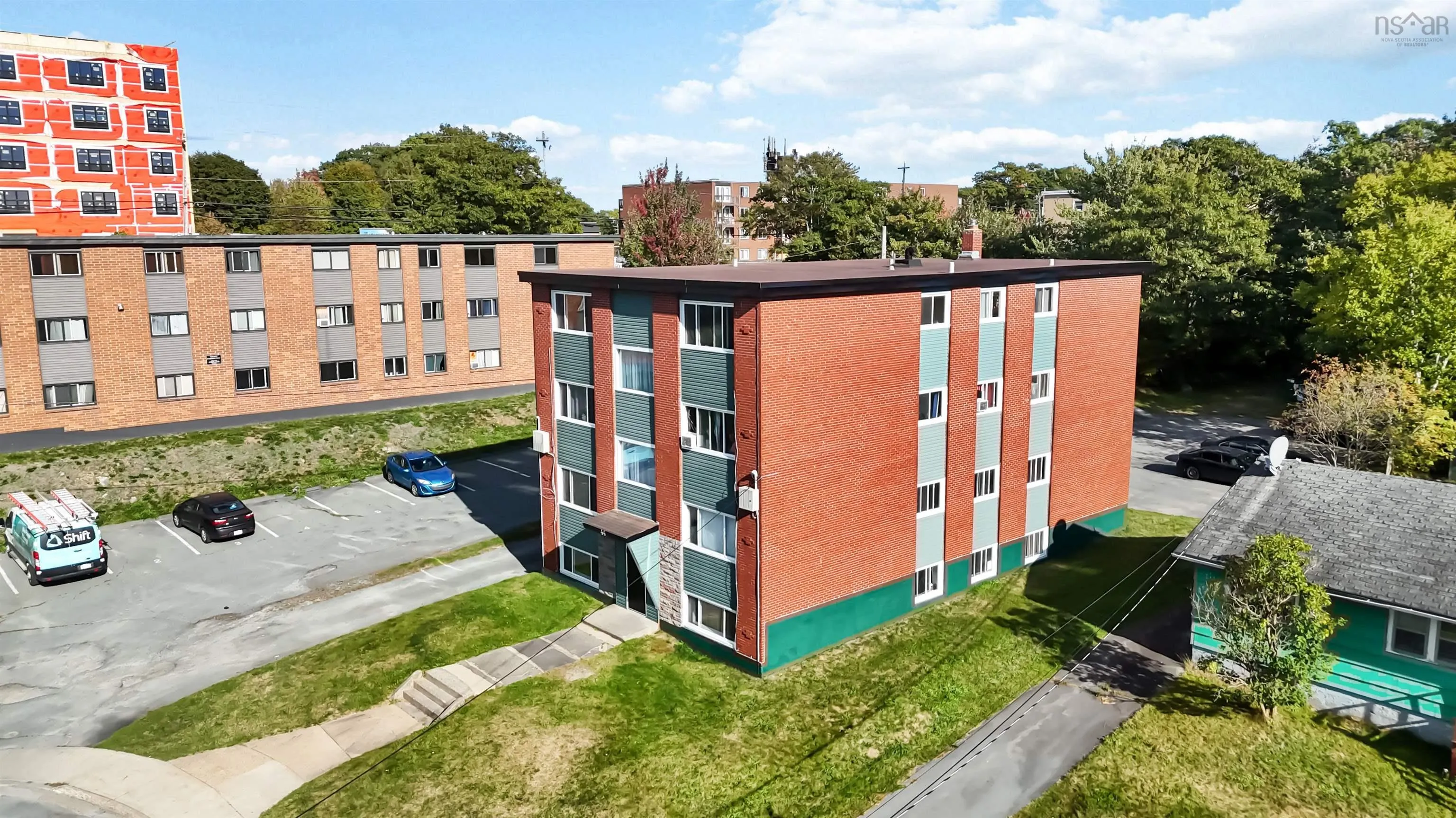 44 Brule Street, Dartmouth, NS B3A 4G4, 22 Bedrooms Bedrooms, ,Residential Income,For Sale,Brule Street,202524884