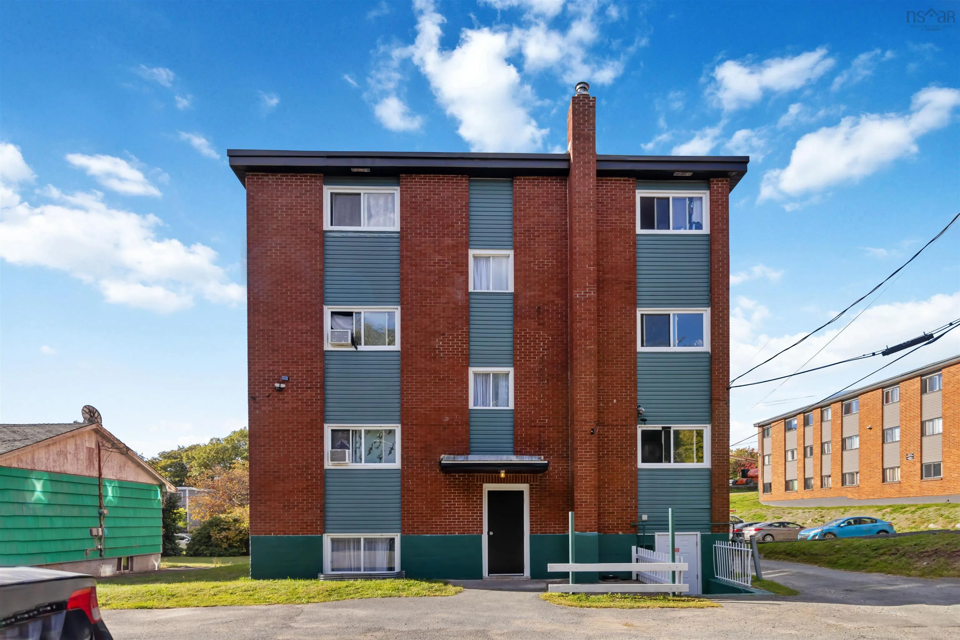 44 Brule Street, Dartmouth, NS B3A 4G4, 22 Bedrooms Bedrooms, ,Residential Income,For Sale,Brule Street,202524884