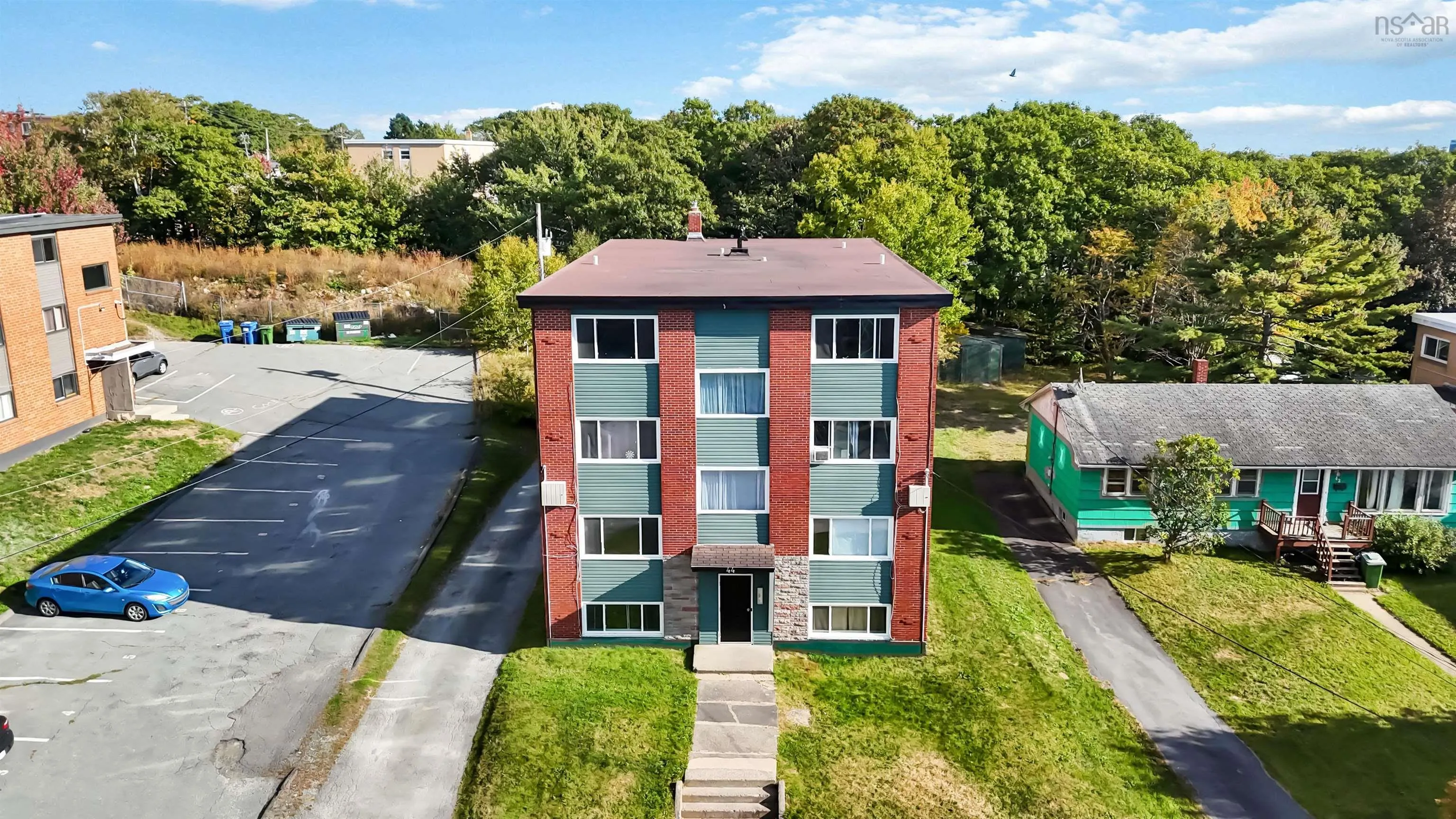 44 Brule Street, Dartmouth, NS B3A 4G4, 22 Bedrooms Bedrooms, ,Residential Income,For Sale,Brule Street,202524884