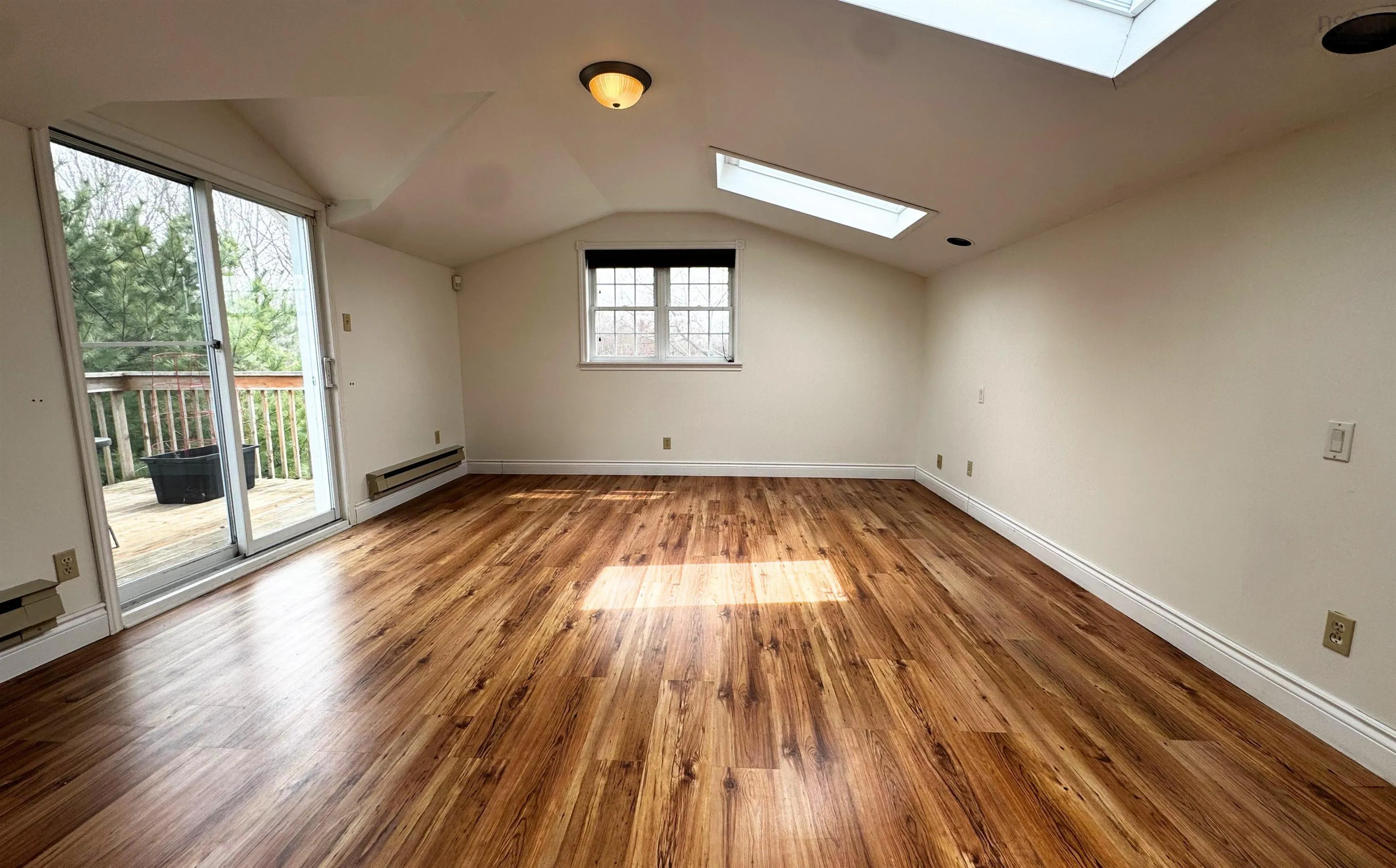 206 Lakeview Road, Lakeview Ns B4c 4c8, 3 Bedrooms Bedrooms, ,2 BathroomsBathrooms,Residential,For Sale,Lakeview,202425804