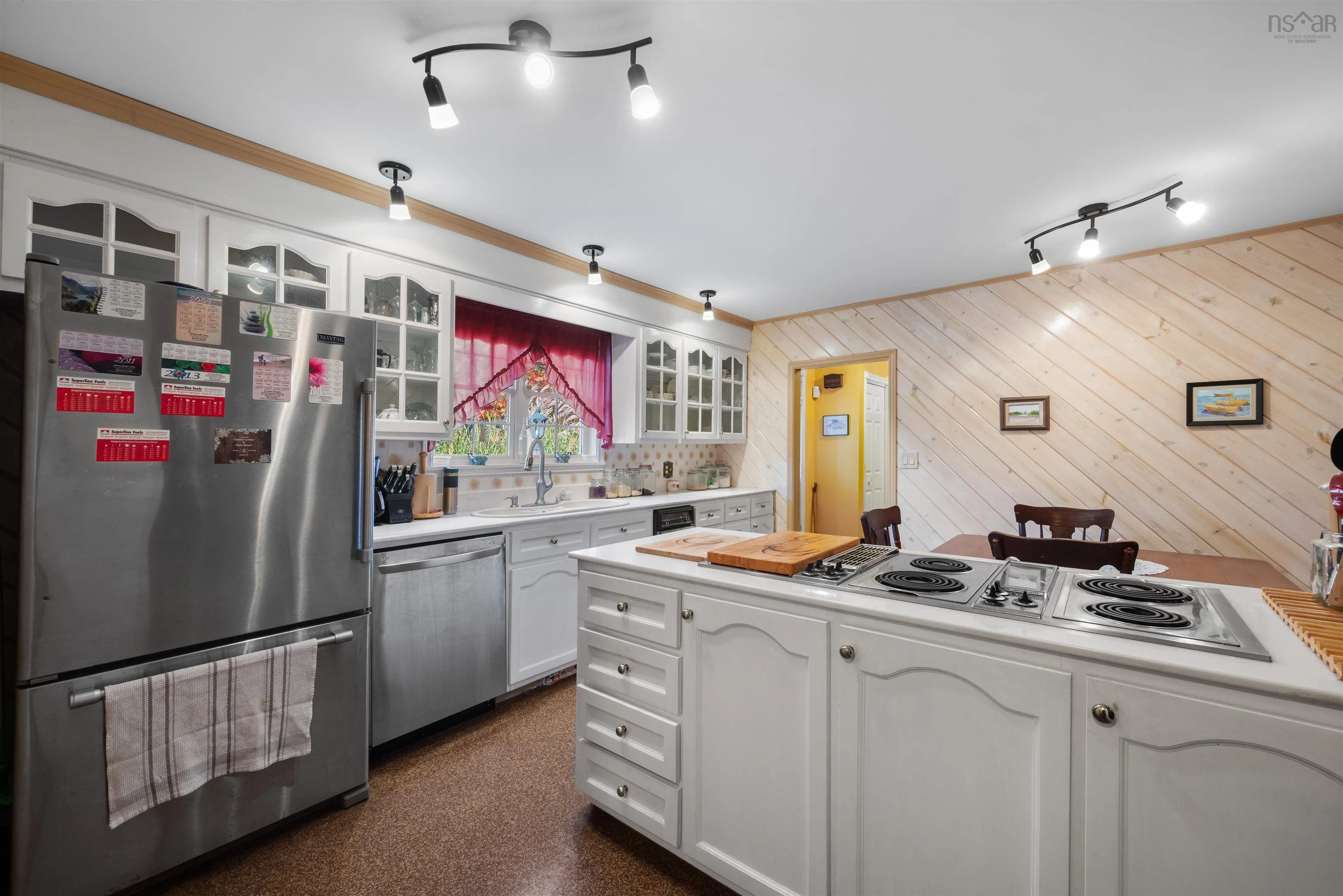 206 Lakeview Road, Lakeview Ns B4c 4c8, 3 Bedrooms Bedrooms, ,2 BathroomsBathrooms,Residential,For Sale,Lakeview,202425804