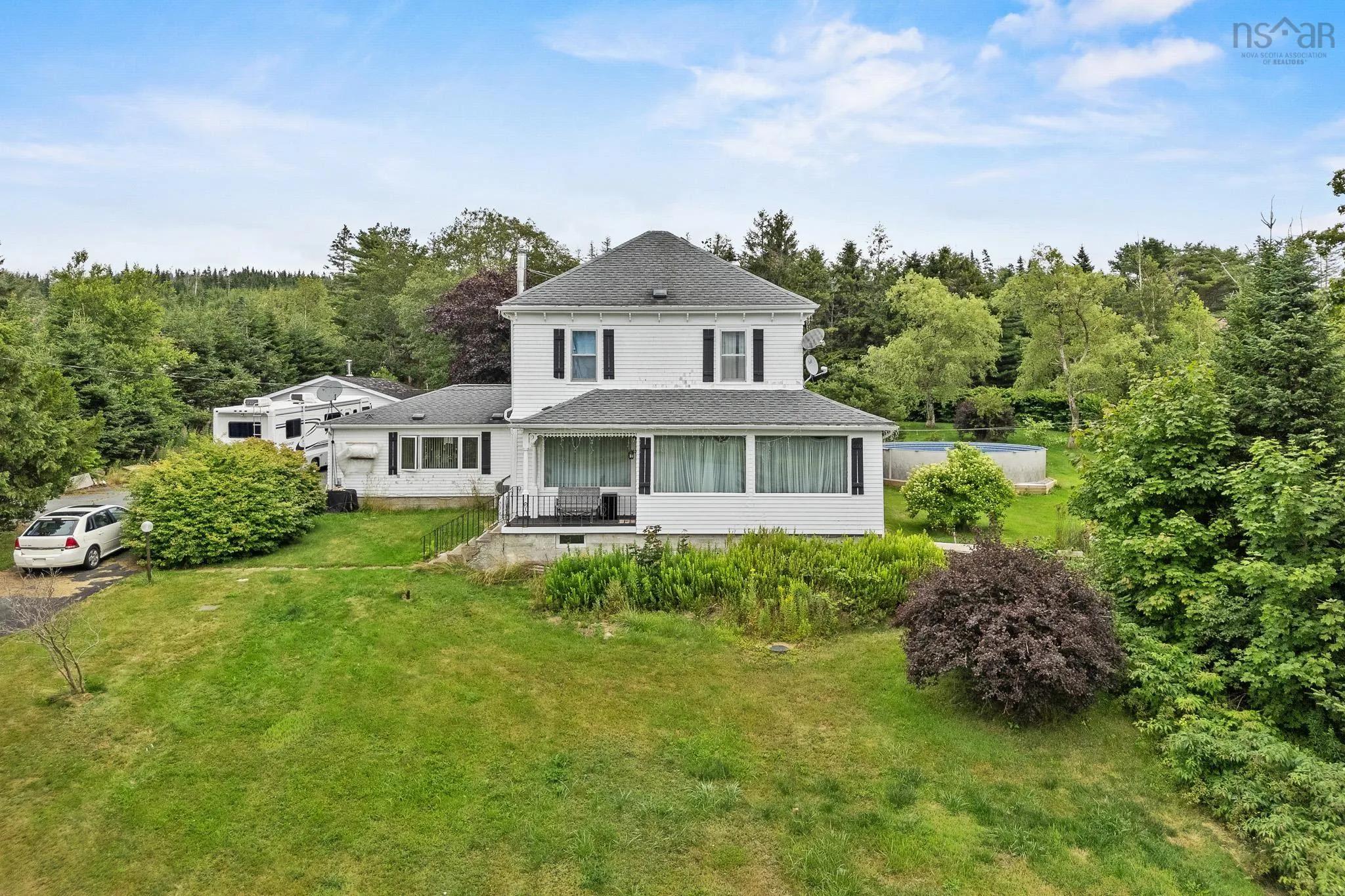 8 Dufferin Mines Road, Port Dufferin, NS B0J 2R0, 6 Bedrooms Bedrooms, ,3 BathroomsBathrooms,Residential,For Sale,Dufferin Mines,202520012
