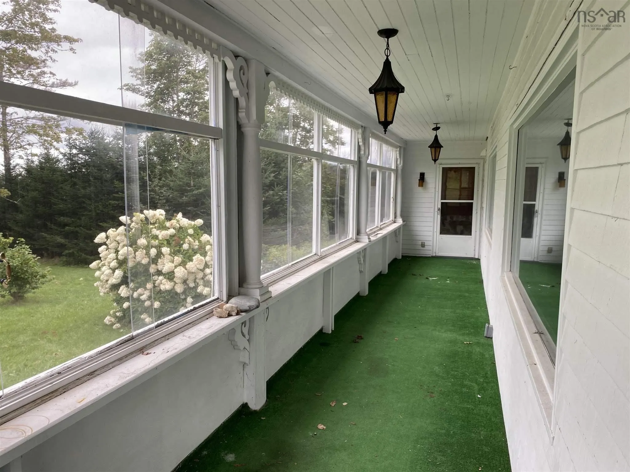 8 Dufferin Mines Road, Port Dufferin, NS B0J 2R0, 6 Bedrooms Bedrooms, ,3 BathroomsBathrooms,Residential,For Sale,Dufferin Mines,202520012