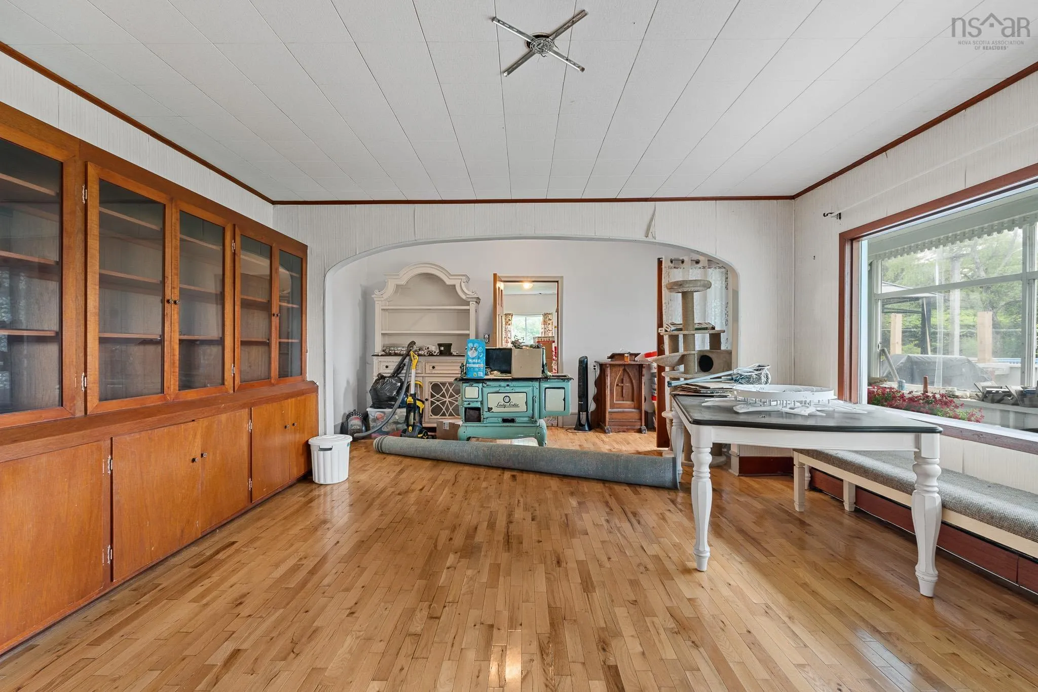 8 Dufferin Mines Road, Port Dufferin, NS B0J 2R0, 6 Bedrooms Bedrooms, ,3 BathroomsBathrooms,Residential,For Sale,Dufferin Mines,202520012