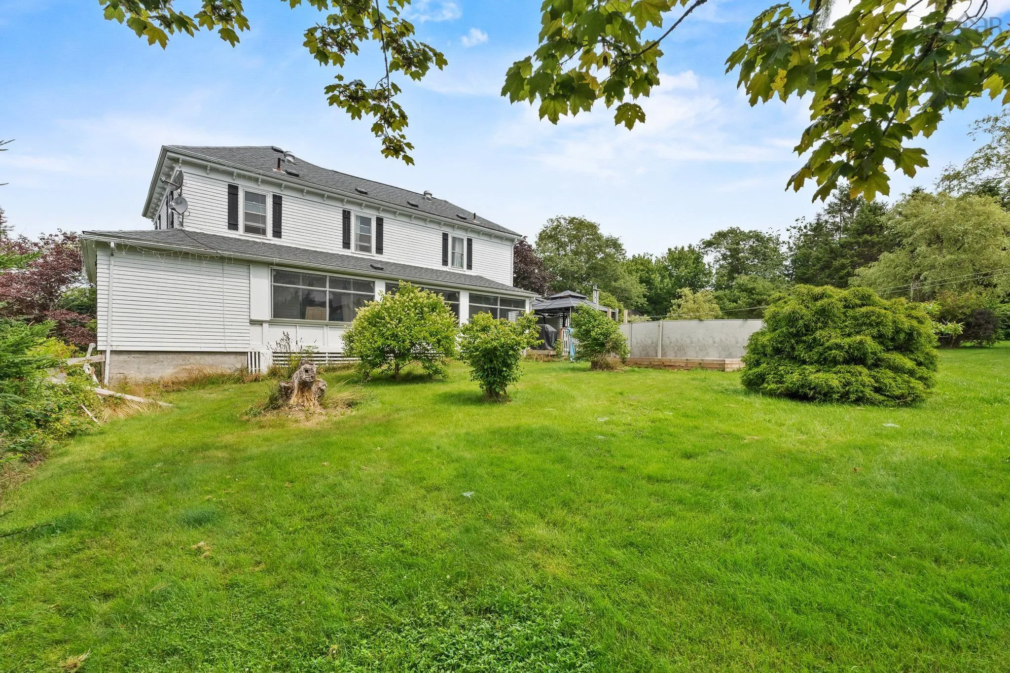 8 Dufferin Mines Road, Port Dufferin, NS B0J 2R0, 6 Bedrooms Bedrooms, ,3 BathroomsBathrooms,Residential,For Sale,Dufferin Mines,202520012