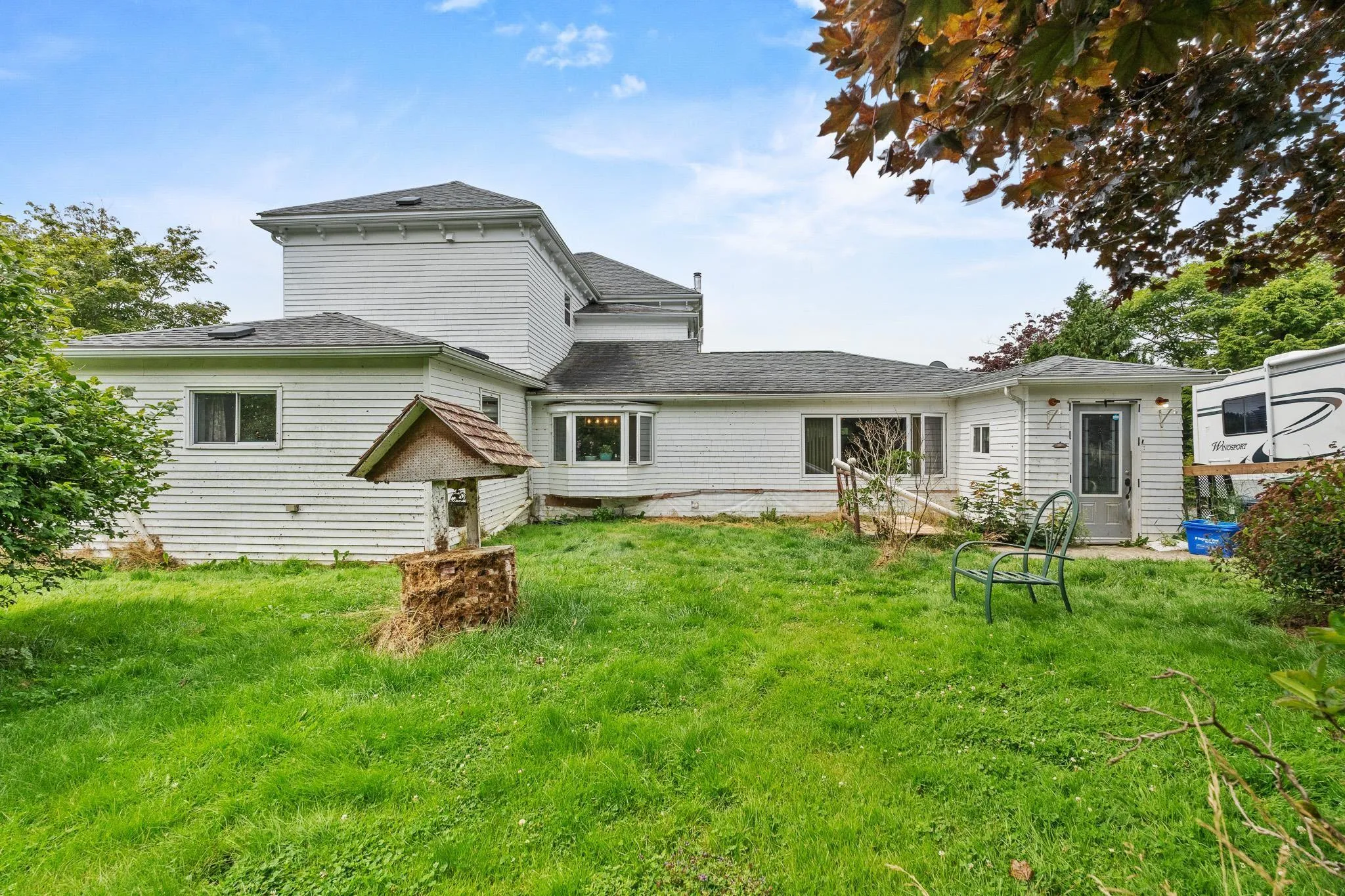 8 Dufferin Mines Road, Port Dufferin, NS B0J 2R0, 6 Bedrooms Bedrooms, ,3 BathroomsBathrooms,Residential,For Sale,Dufferin Mines,202520012