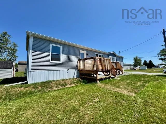 17 Christopher Avenue, South Uniacke, NS B0N 1Z0, 2 Bedrooms Bedrooms, ,1 BathroomBathrooms,Residential,For Sale,Christopher,202517640