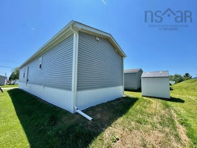 17 Christopher Avenue, South Uniacke, NS B0N 1Z0, 2 Bedrooms Bedrooms, ,1 BathroomBathrooms,Residential,For Sale,Christopher,202517640