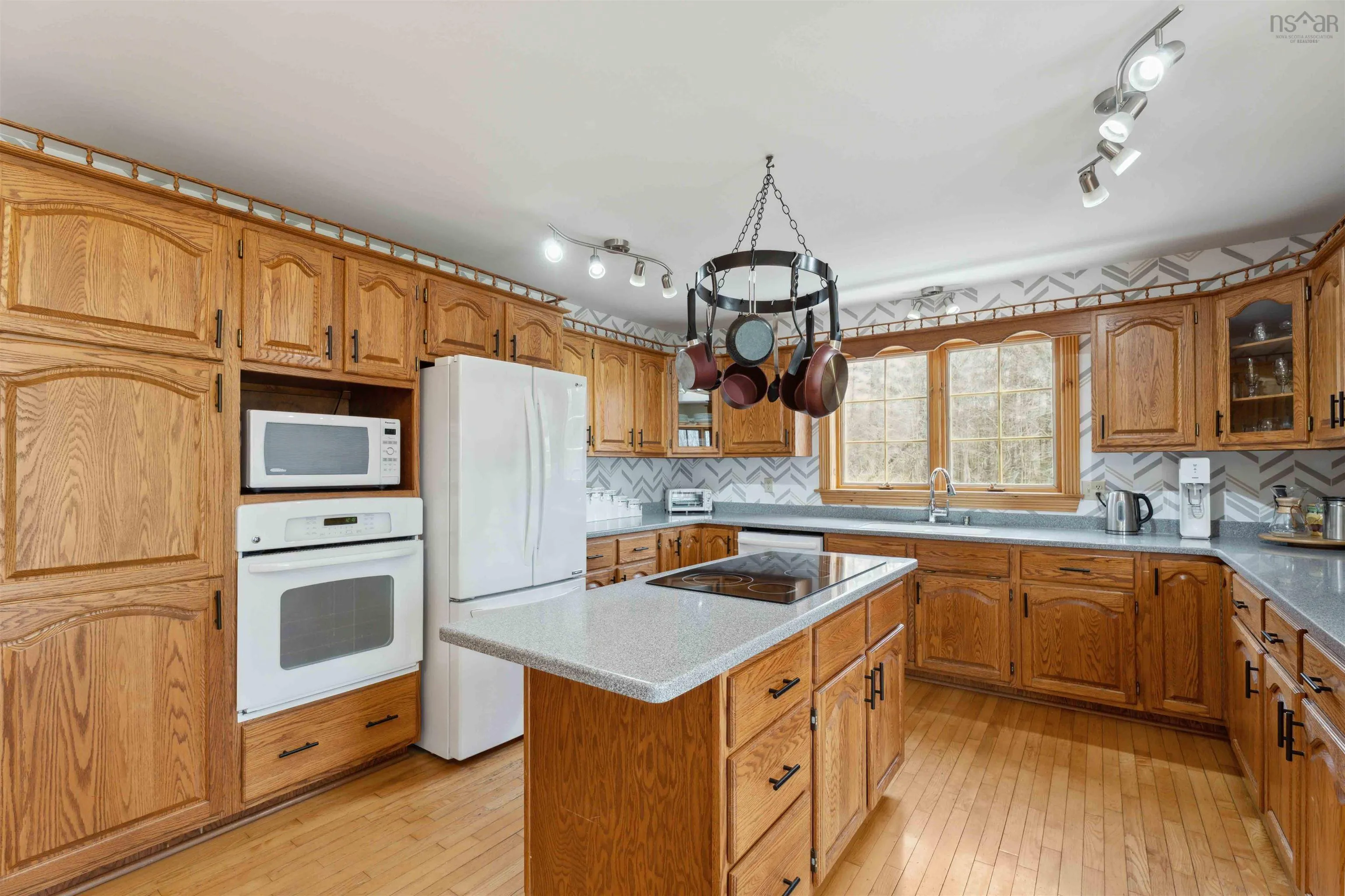 2749 Highway 359, Centreville Ns B0p 1j0, 6 Bedrooms Bedrooms, ,4 BathroomsBathrooms,Residential,For Sale,Highway 359,202509547