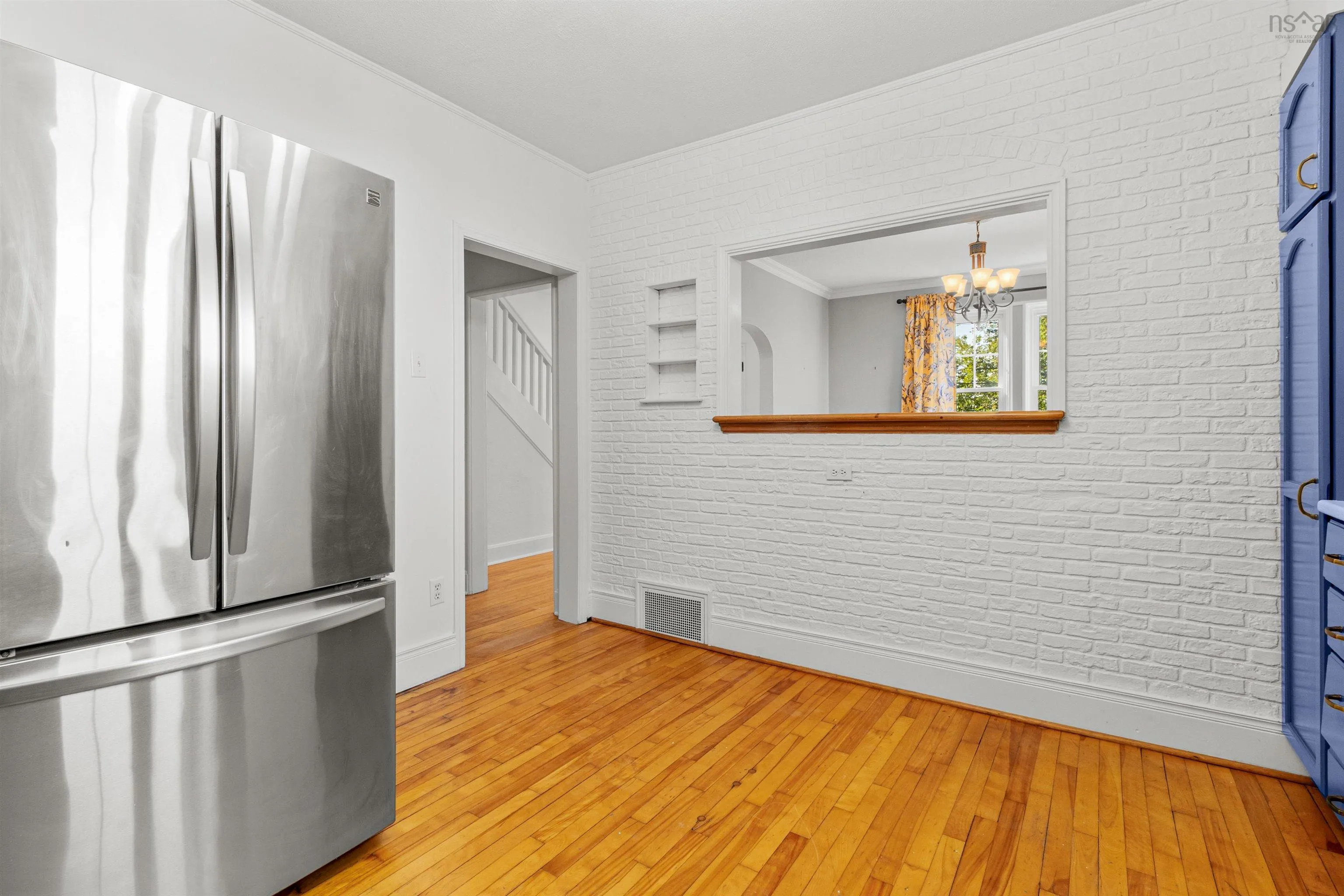 137 Pleasant, Dartmouth, NS B2Y 3P8, 3 Bedrooms Bedrooms, ,2 BathroomsBathrooms,Residential,For Sale,Pleasant,202523719
